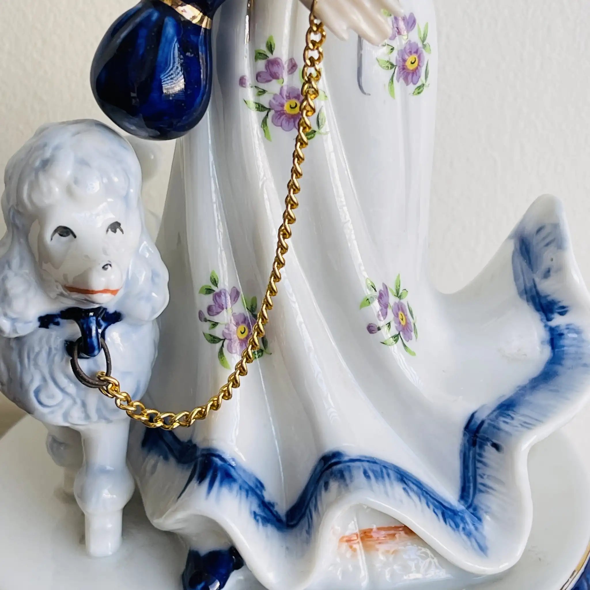 【リユース】 フィギュリンオルゴール人形 / ドマン(Demain) / コバルト人形シリーズ / 1980年頃 / 陶器 / イタリア / 補修あり