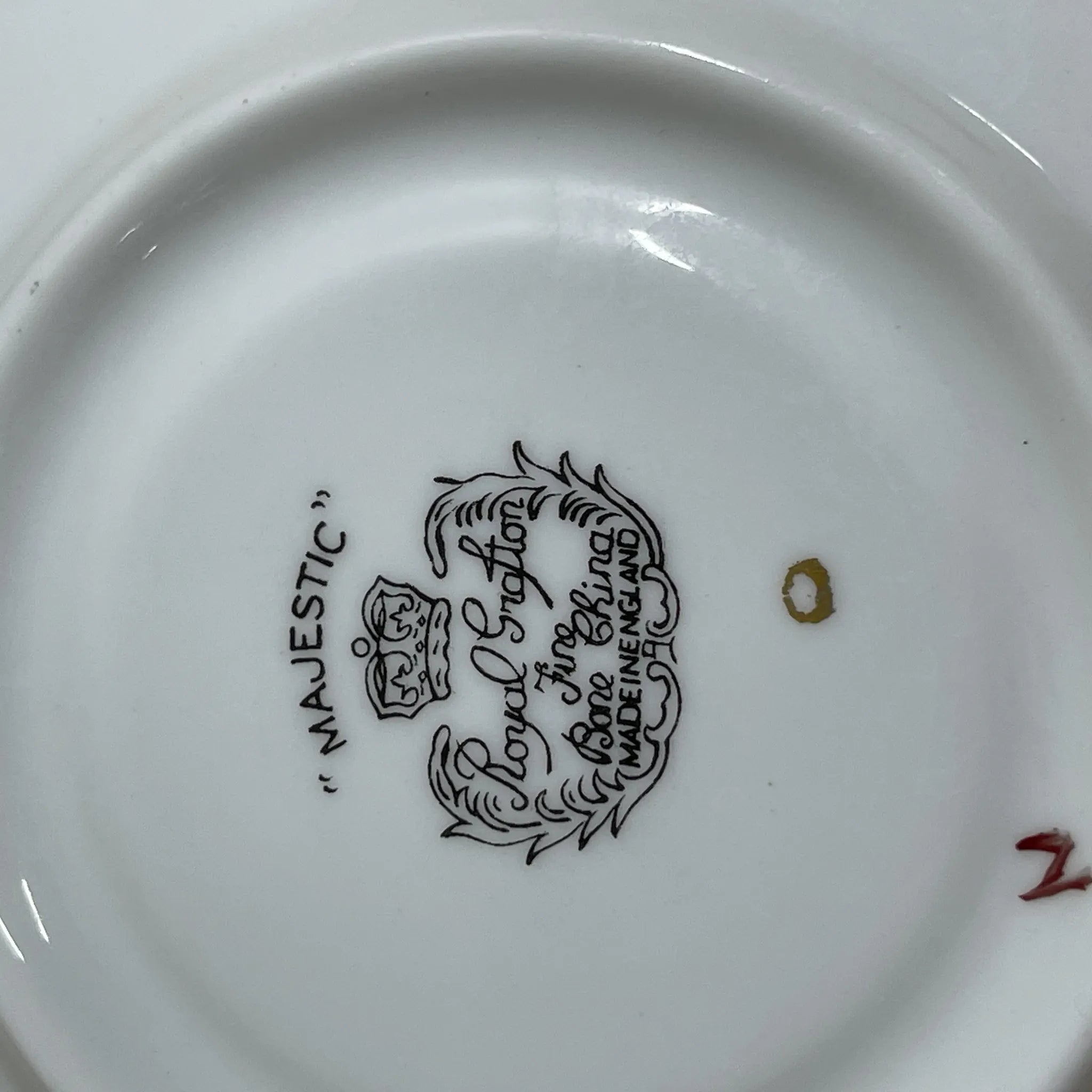 【复古】三重奏(c&s +甜点盘)2p / Royal Grafton / Majestic /估计20c中期/ Fine Bone China /英国/金彩