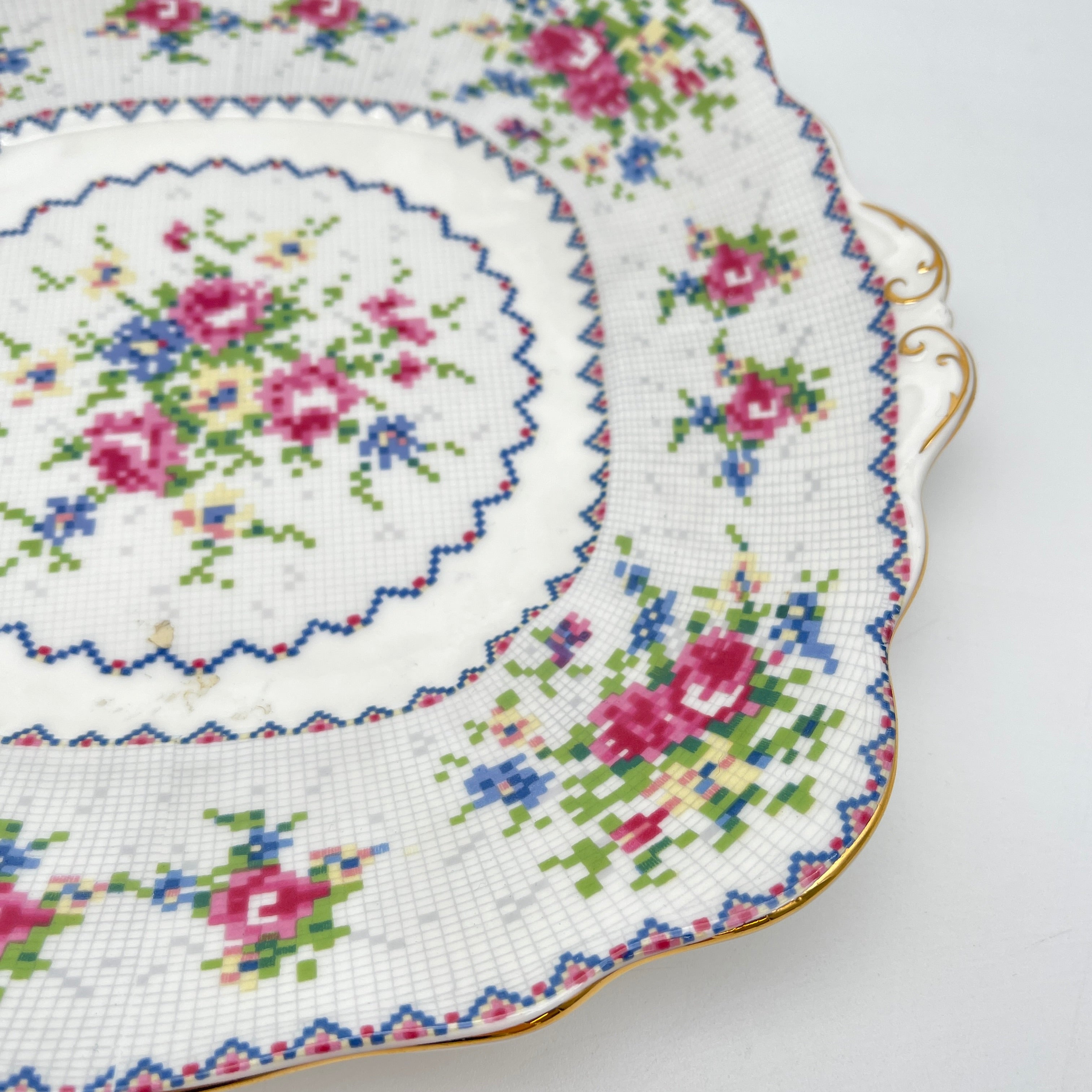 【复古】方形盘子/ Royal Albert / Petit Point /估计1930-70s / Bone China /英国/小波湾风