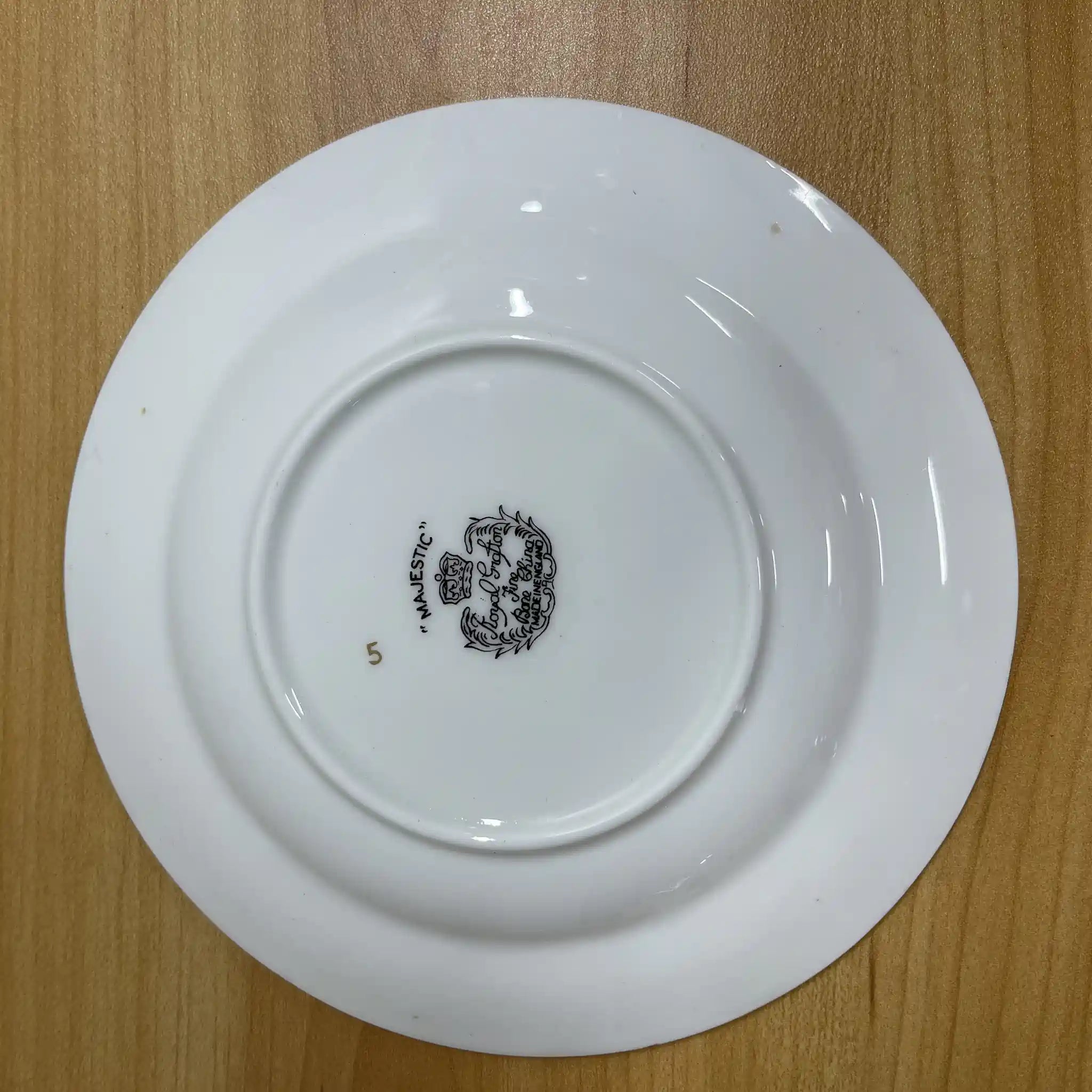【复古】三重奏(c&s +甜点盘)2p / Royal Grafton / Majestic /估计20c中期/ Fine Bone China /英国/金彩