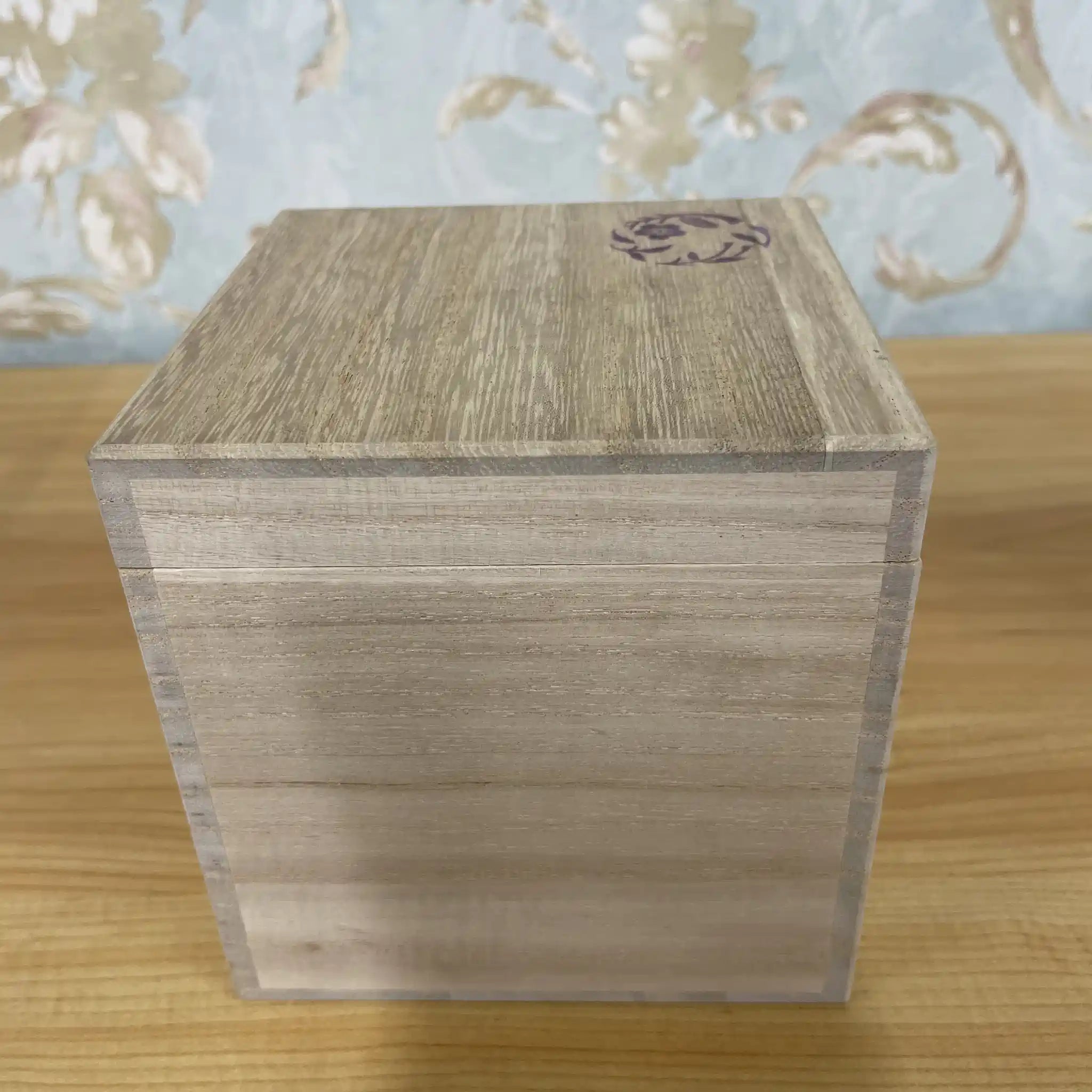 【リユース】 カップ / WDH / 磁器 / 日本 / 箱あり, エンボス, 桜