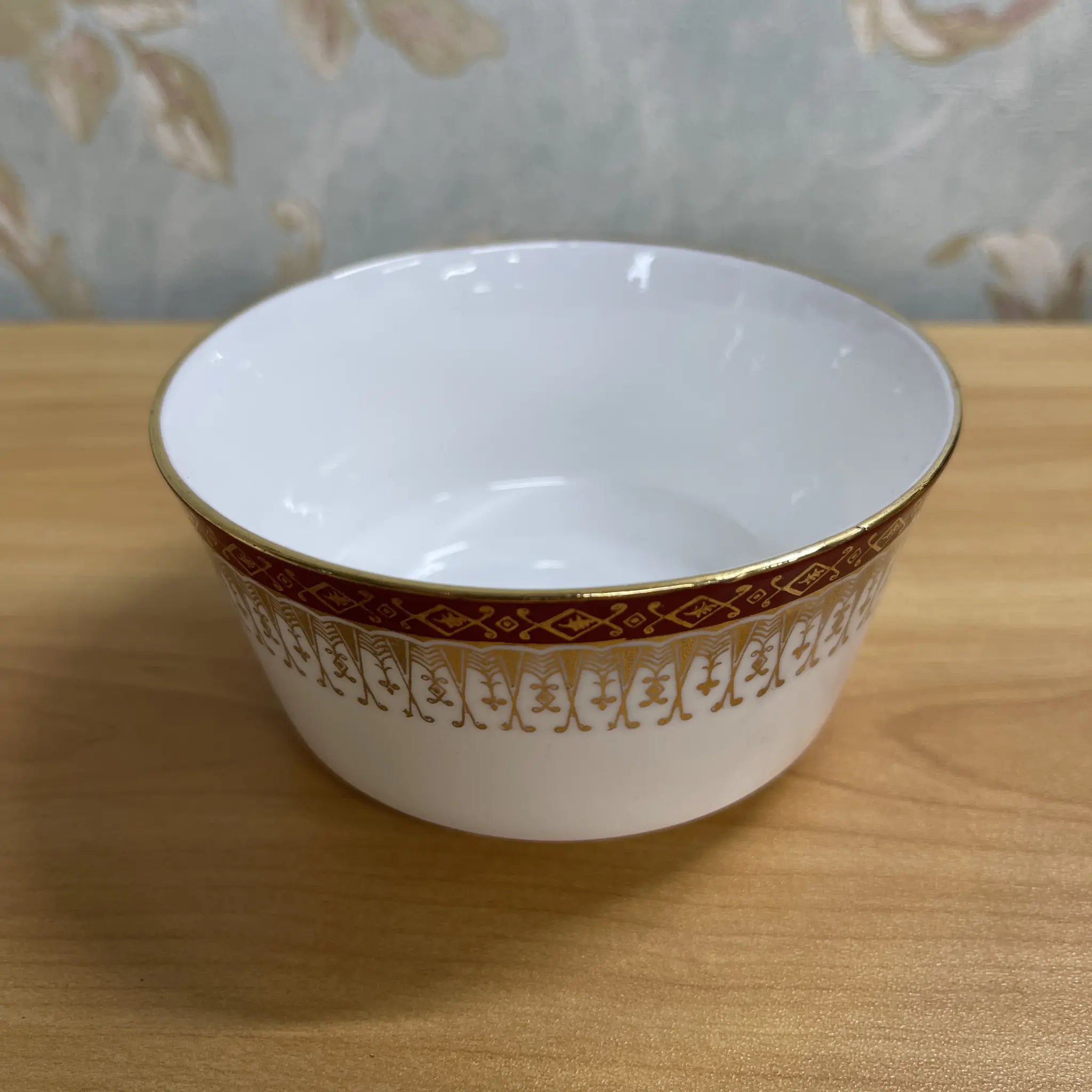 【复古】糖碗/ Royal Grafton / Majestic /估计20c中期/ Fine Bone China /英国/金彩