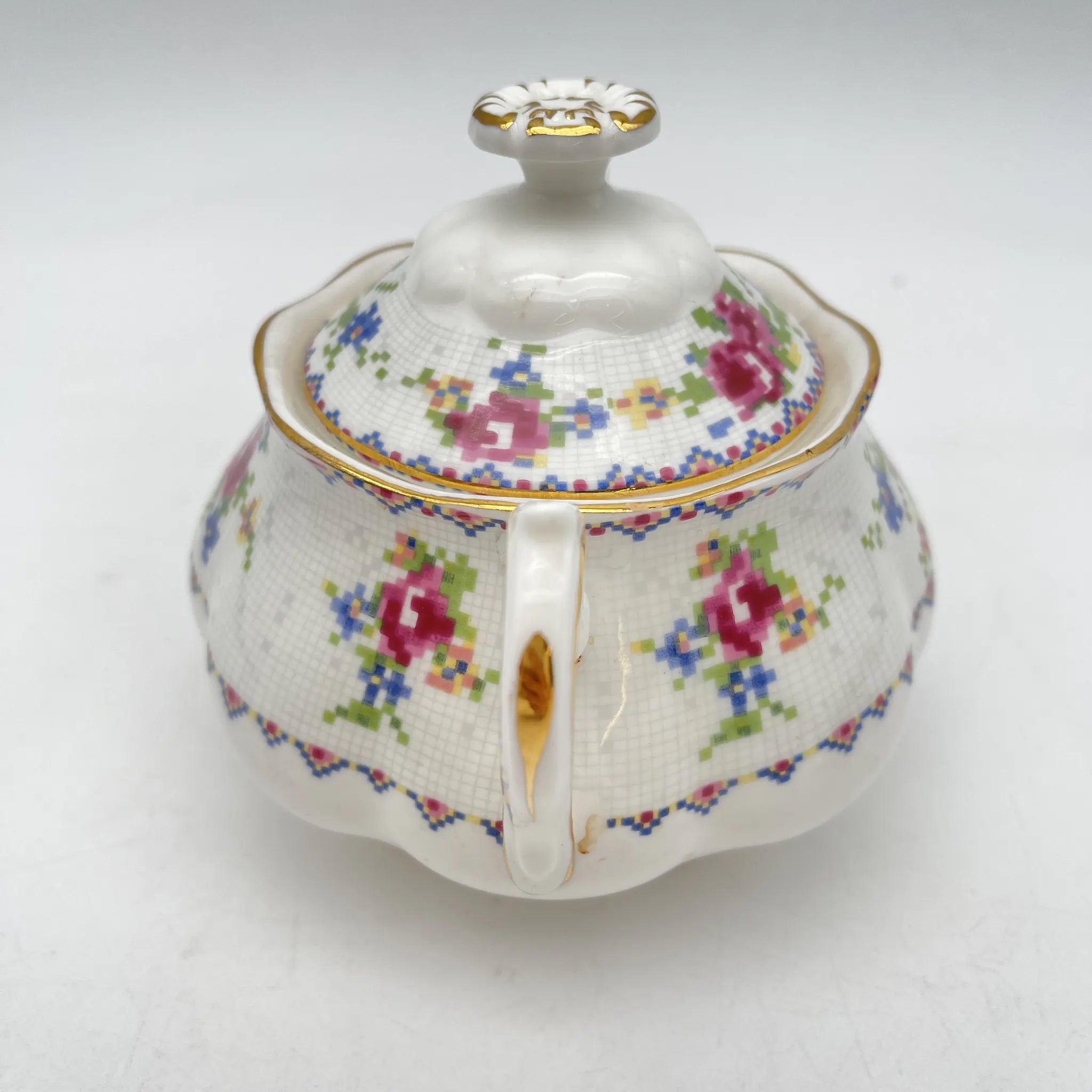 【复古】糖碗(糖罐)/ Royal Albert / Petit Point /估计1930-70s / Bone China /英国/小波湾风