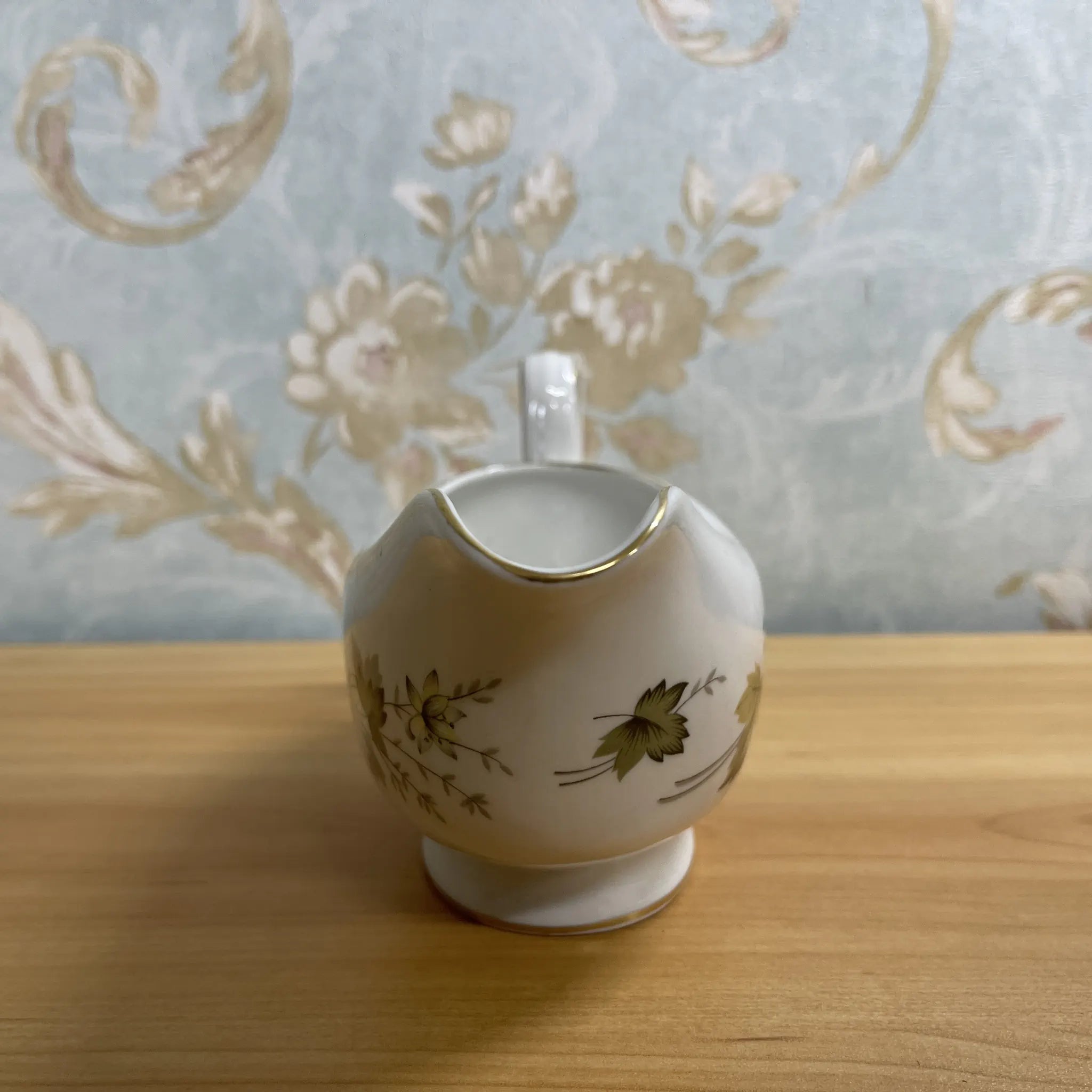 【复古】酱料船+茶托/ Royal Doulton / Larchmont /估计20c中后期/瓷器/英国/金彩