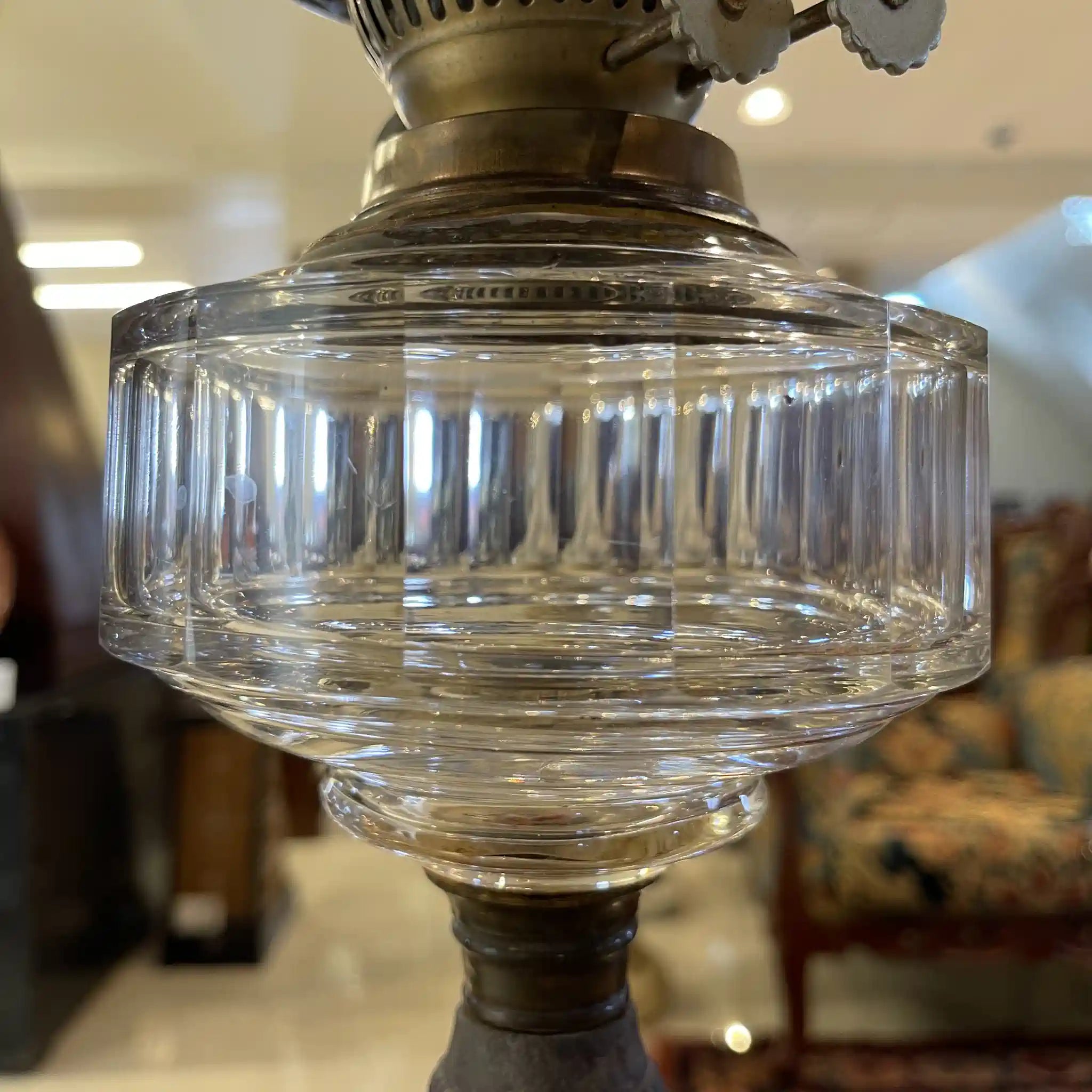 Antique Oil Lamp / Victorian Style / 19th Century / Cast Iron, Brass, Glass / UK / Direct Import from the UK