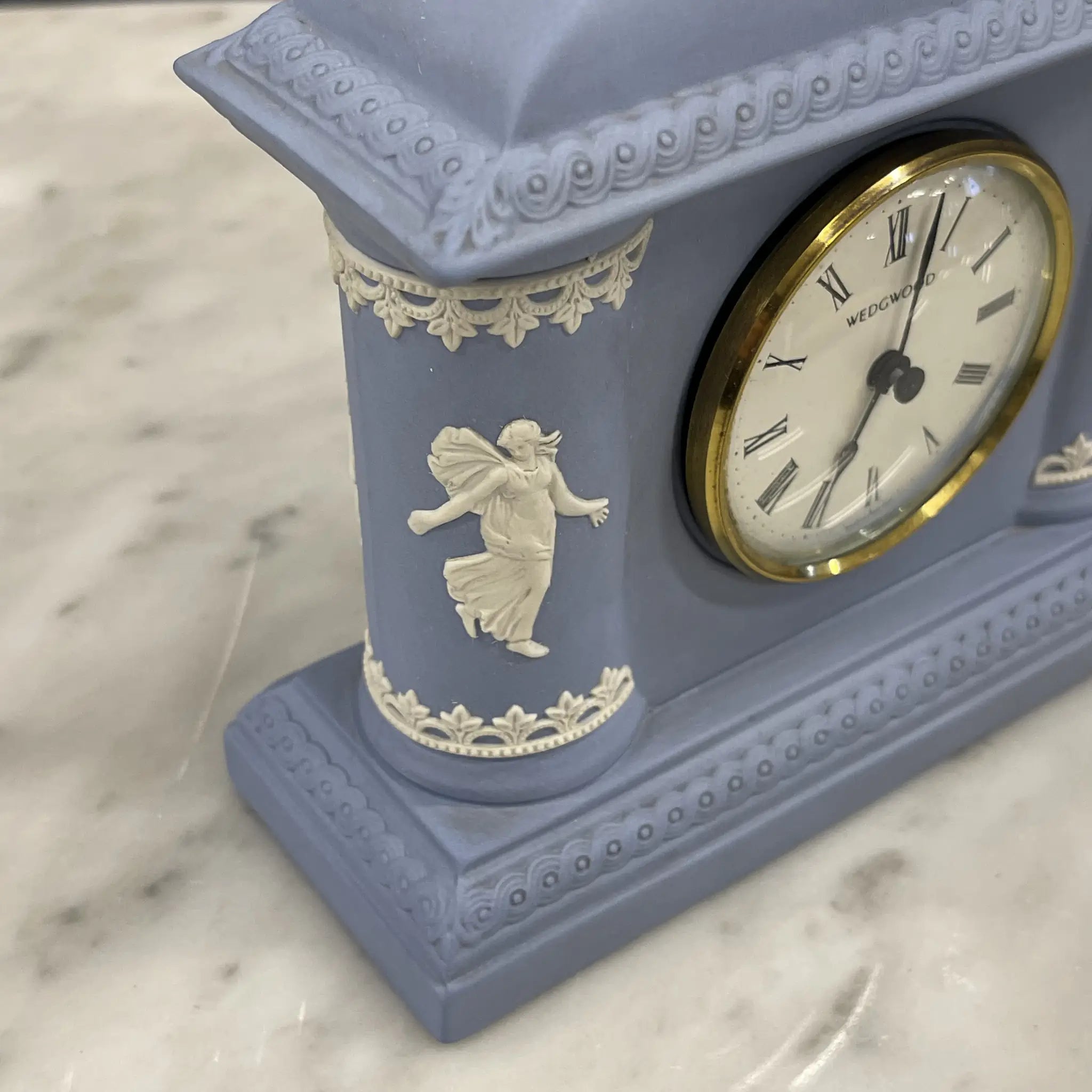 【アンティーク】 置き時計 / WEDGEWOOD(ウェッジウッド) / ジャスパーウェア / ストーンウェア / イギリス