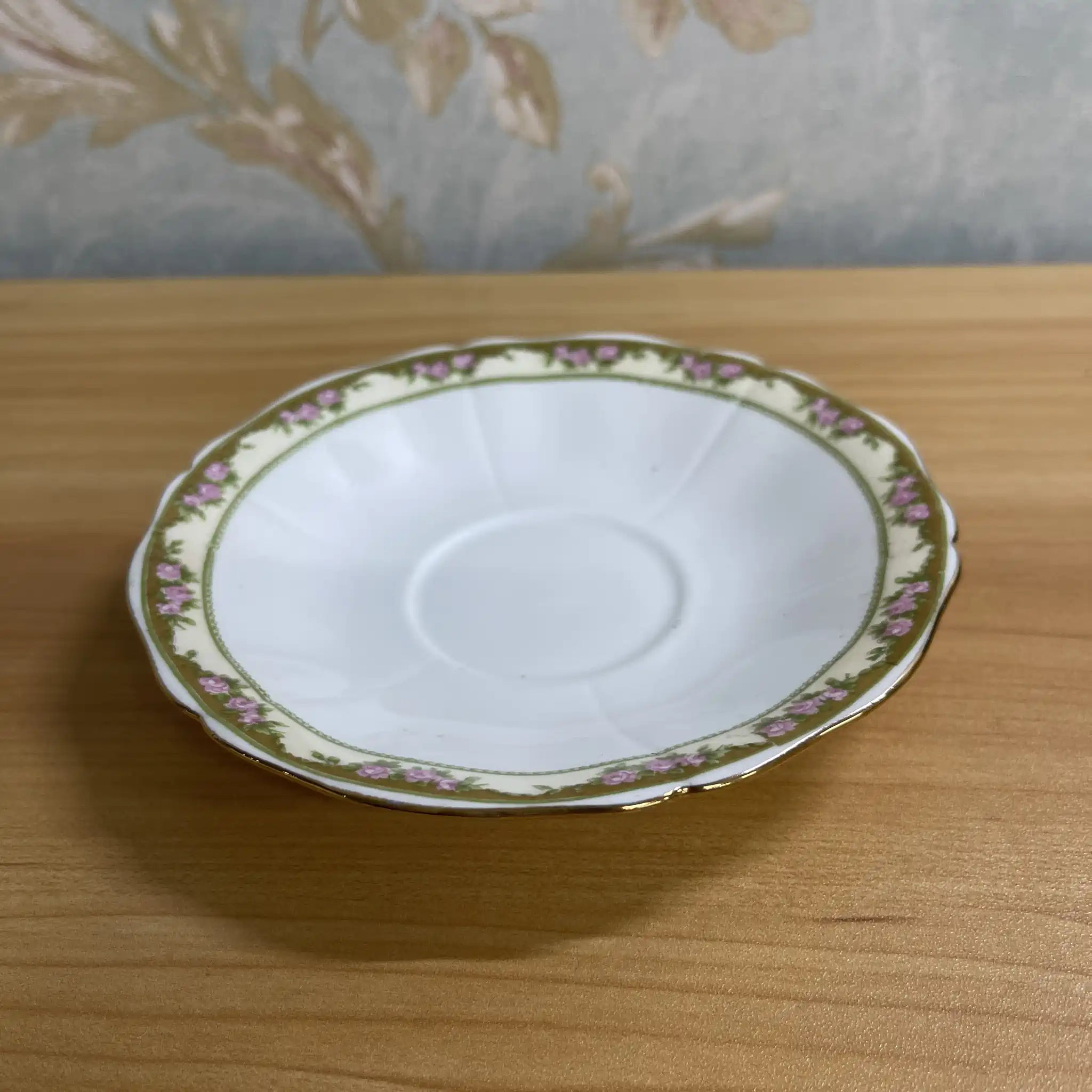【古董】三叠式+茶托/ E. Hughes / Paladin China /推测20c中期/瓷器/英国/玫瑰
