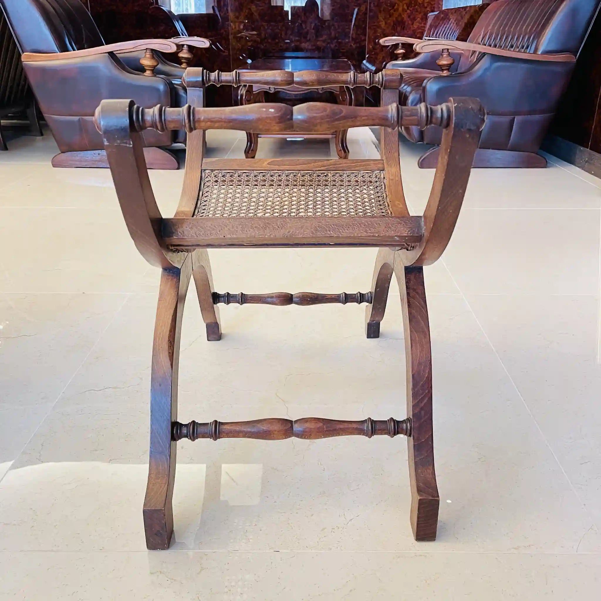 【アンティーク】 キュルールスツール /
/ フランス直輸入