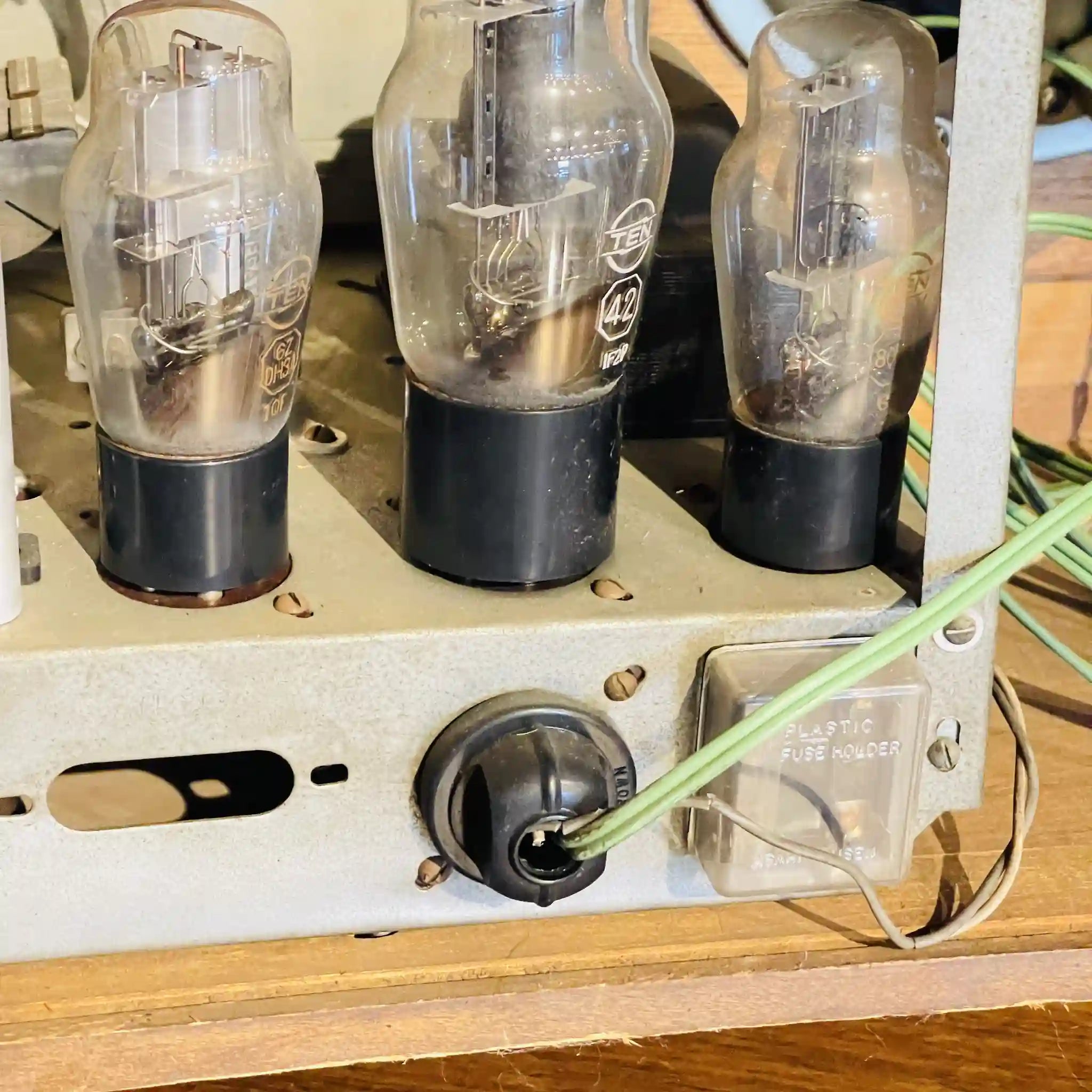 【リユース】 真空管ラジオ / 東京電機産業 / SRー2 / 電源プラグなし