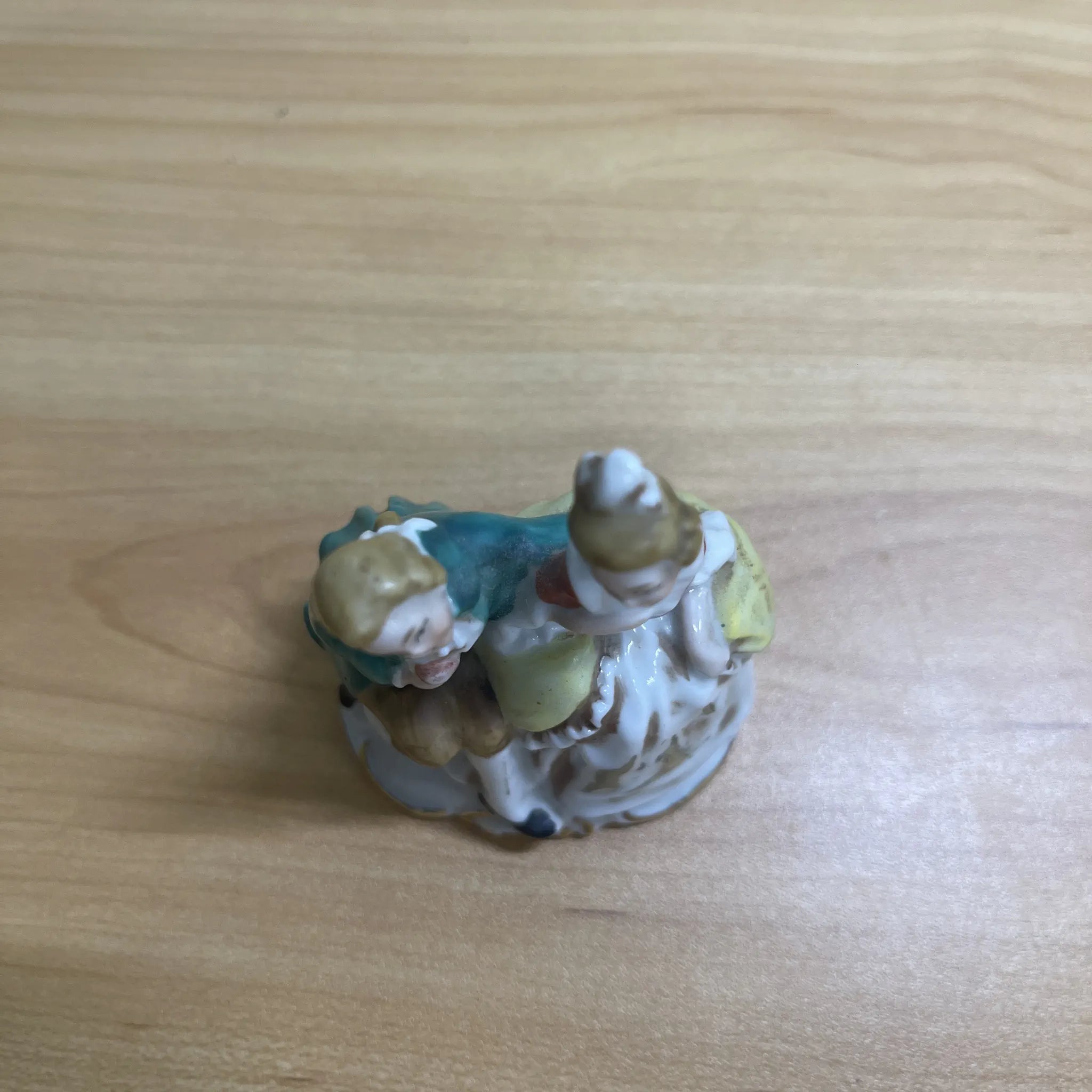 【复古】公仔(陶瓷娃娃)/估计20c中后期/瓷器/欧洲