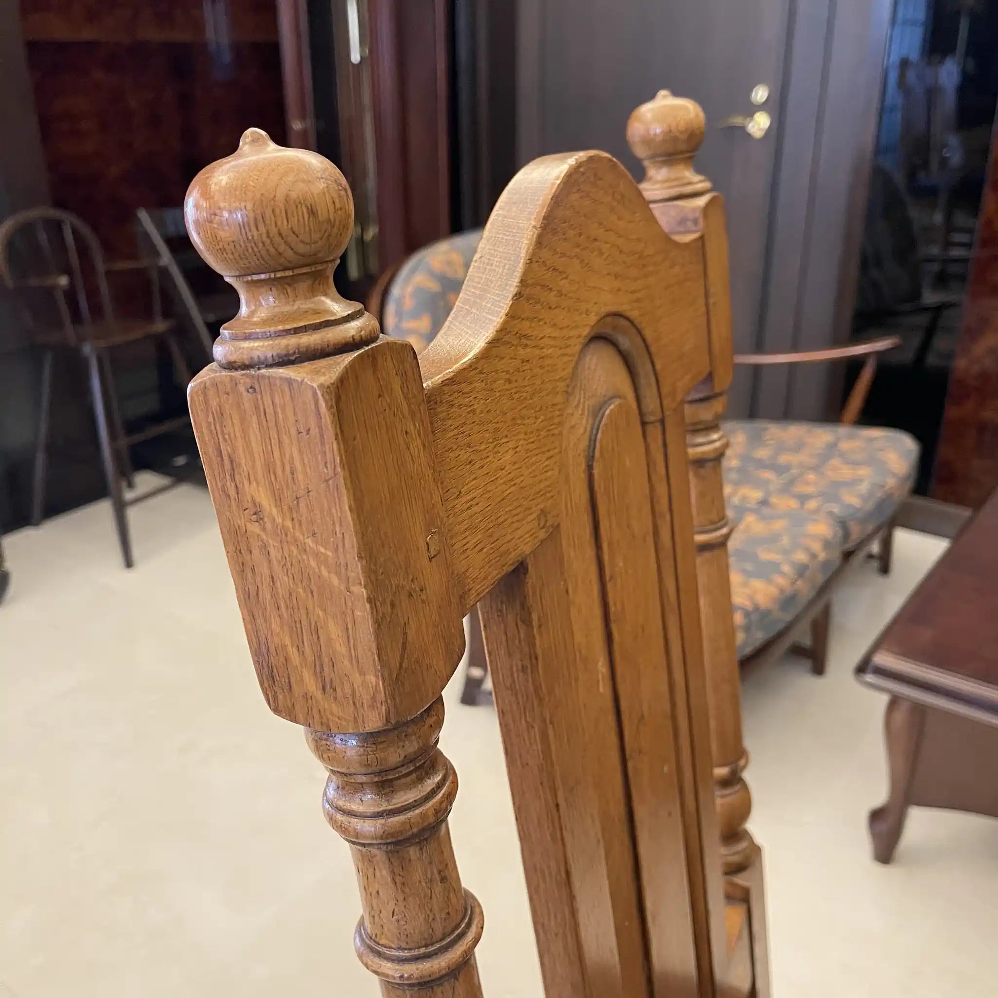 古董餐桌椅套裝/可伸縮餐桌和扶手椅