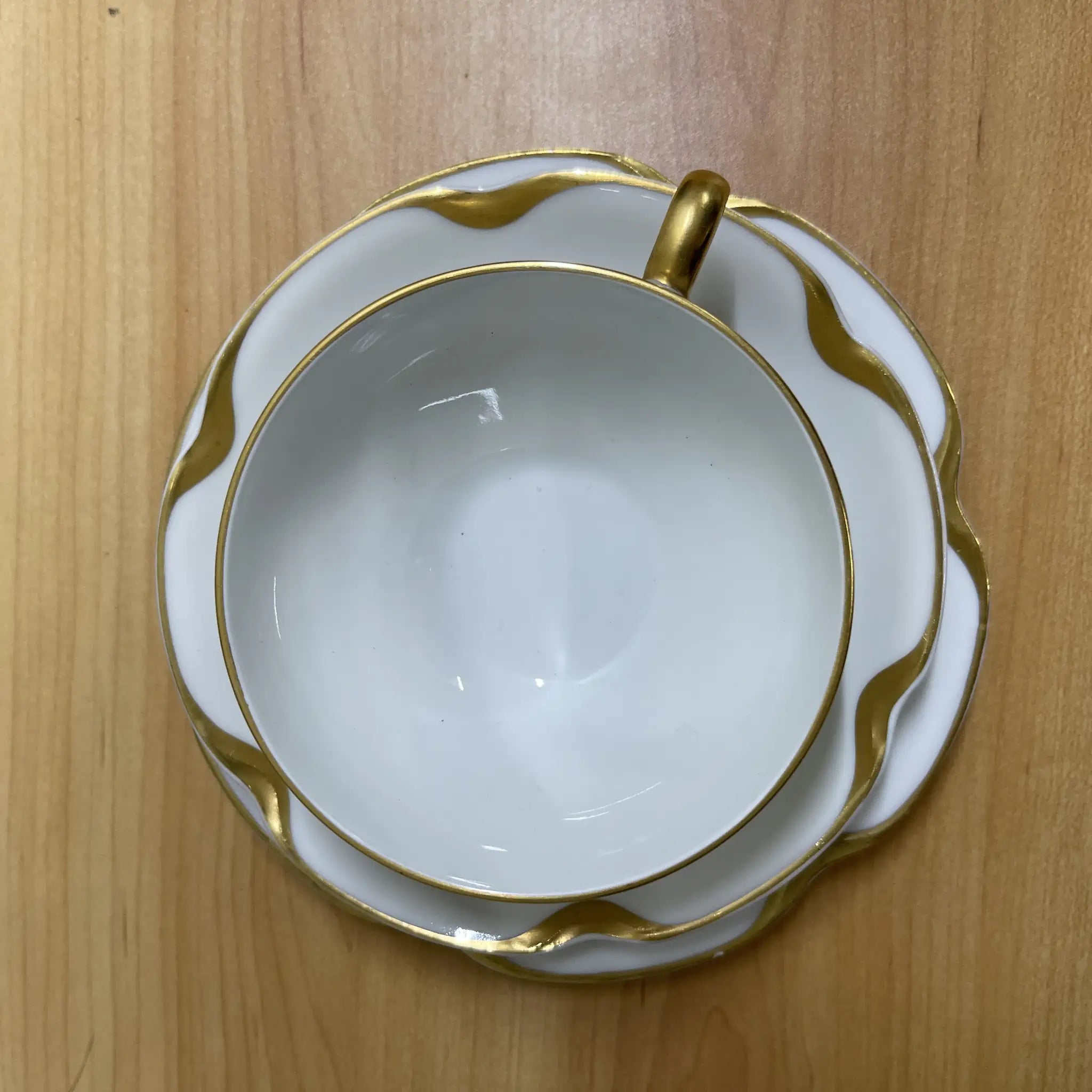 【古董】三重奏(茶杯&茶托+甜点盘)+茶托