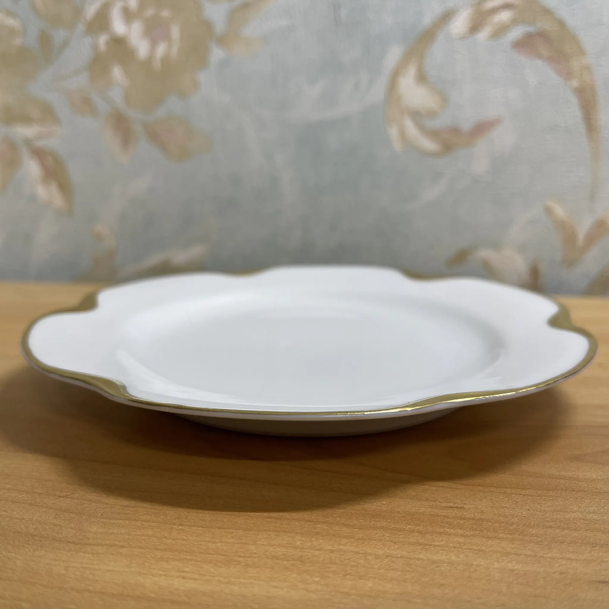 【古董】三重奏(茶杯&茶托+甜点盘)+茶托