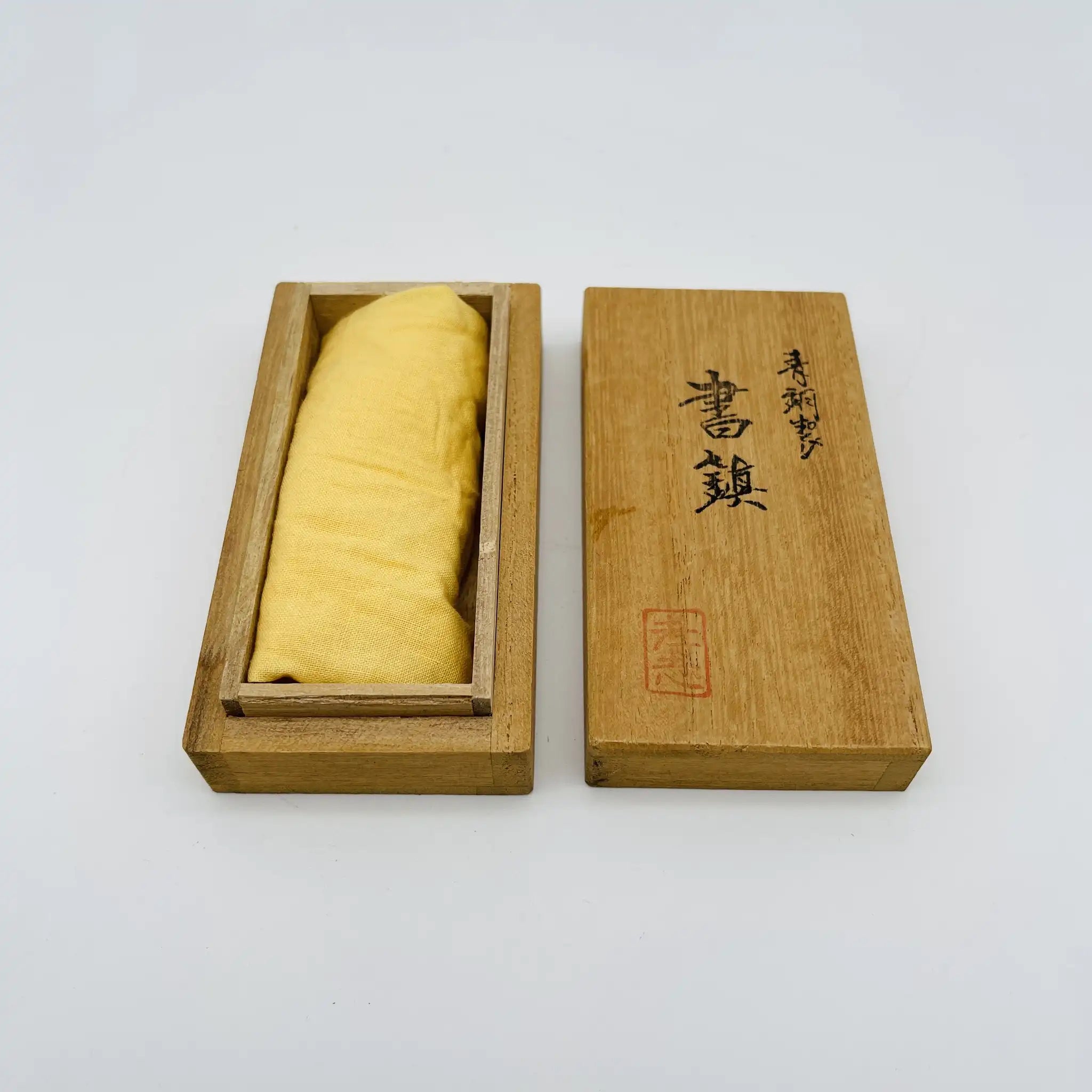 【リユース】 書鎮 / 北陸電力 / 高岡銅器 / 銅 / 日本 / 豆型 / 箱付き