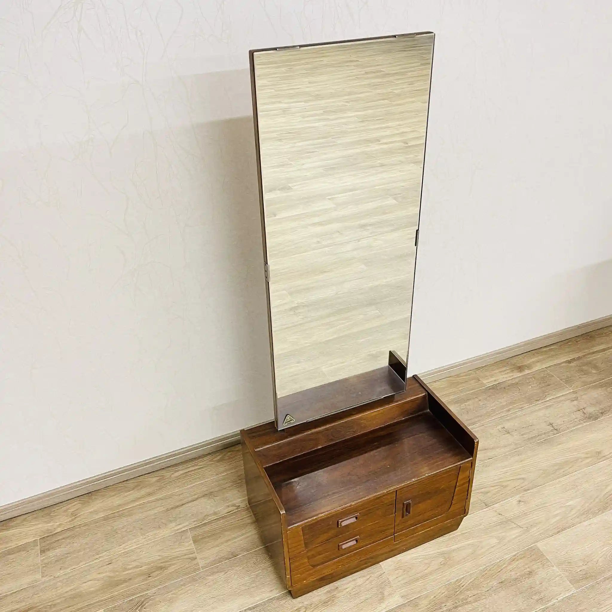 【リユース】 ドレッサー / 鏡背板交換済