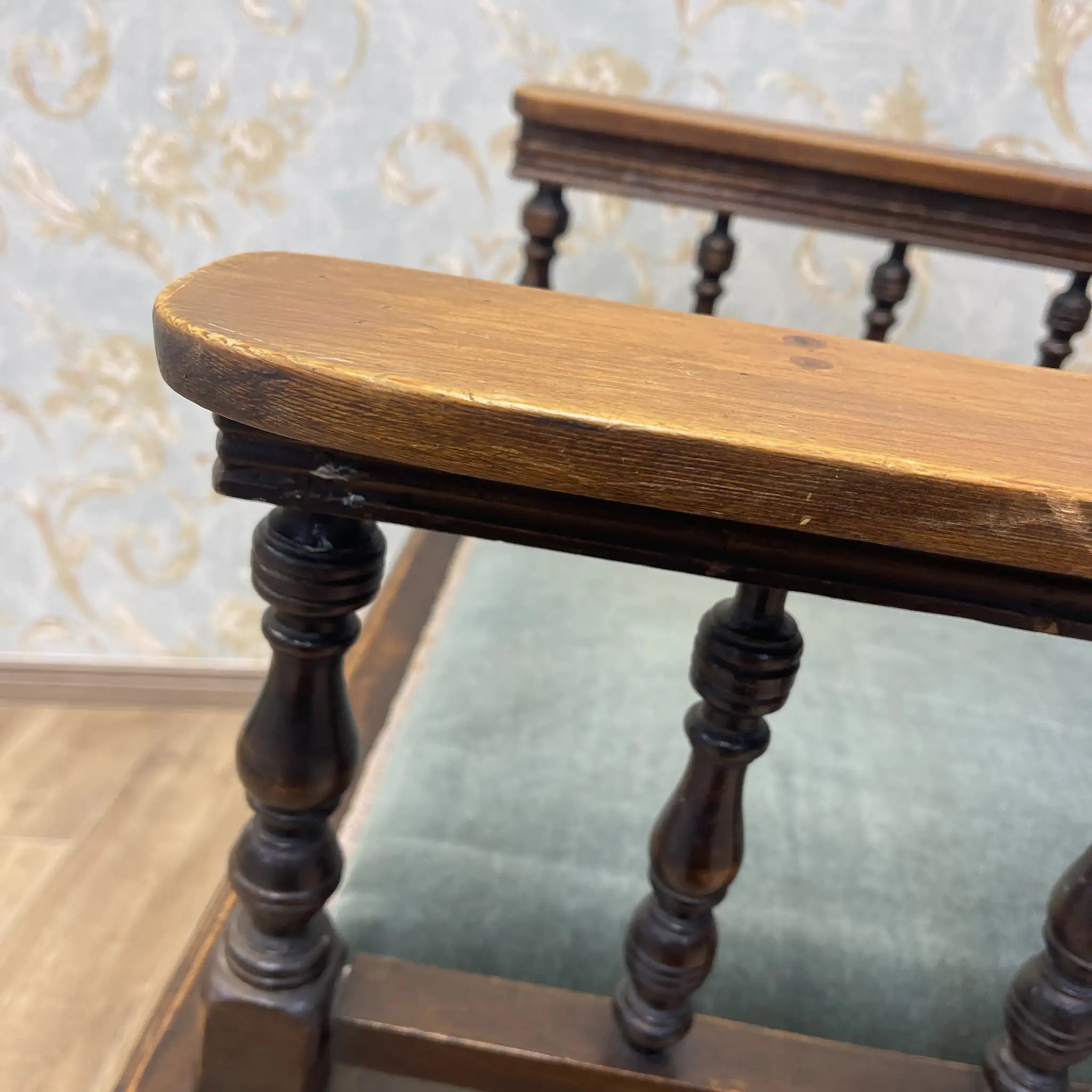 【アンティーク】 ロッキングチェア / 挽物細工,ターニング,スプリング機構