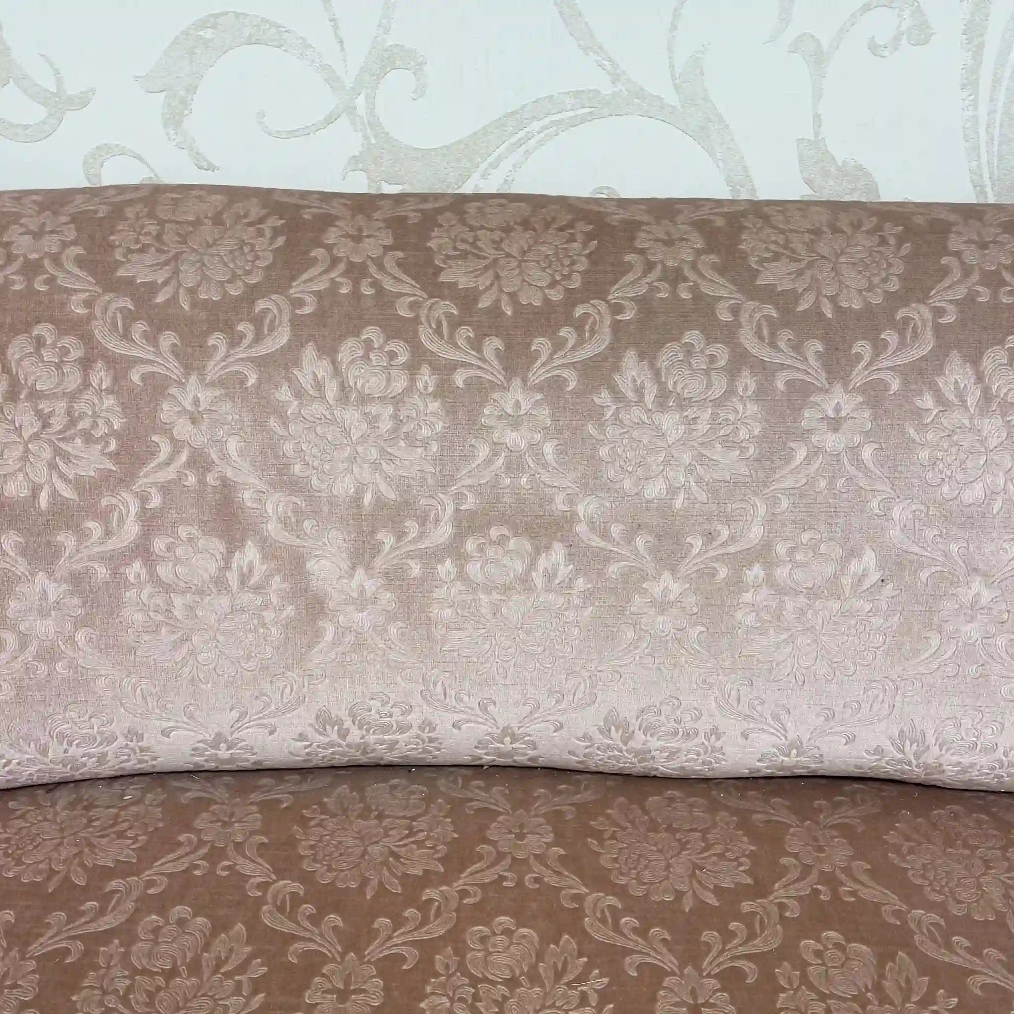 【古董】長沙發/車削腿,雕刻,錦緞編織