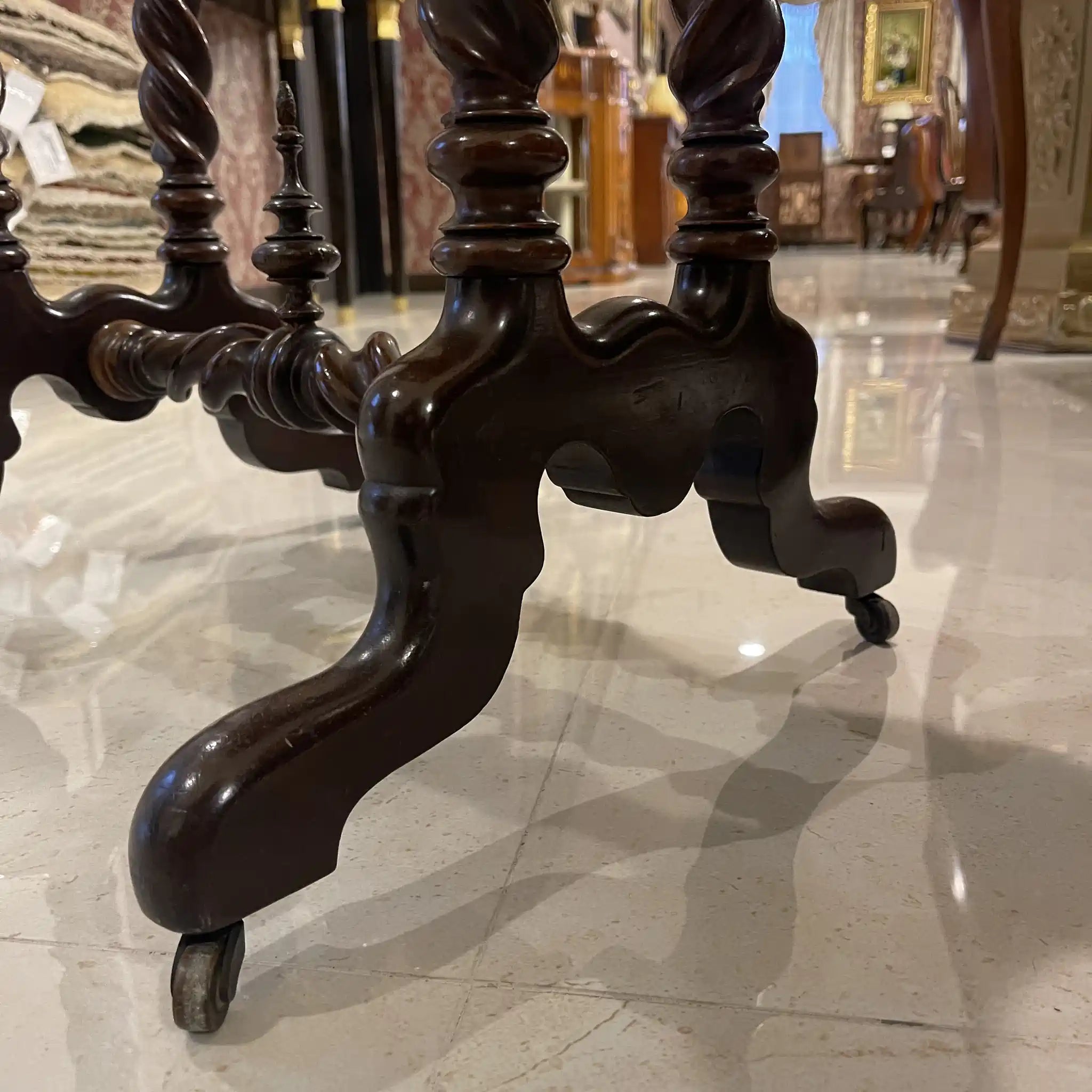 鑲嵌物的古董針線盒 / 19 世紀,英國