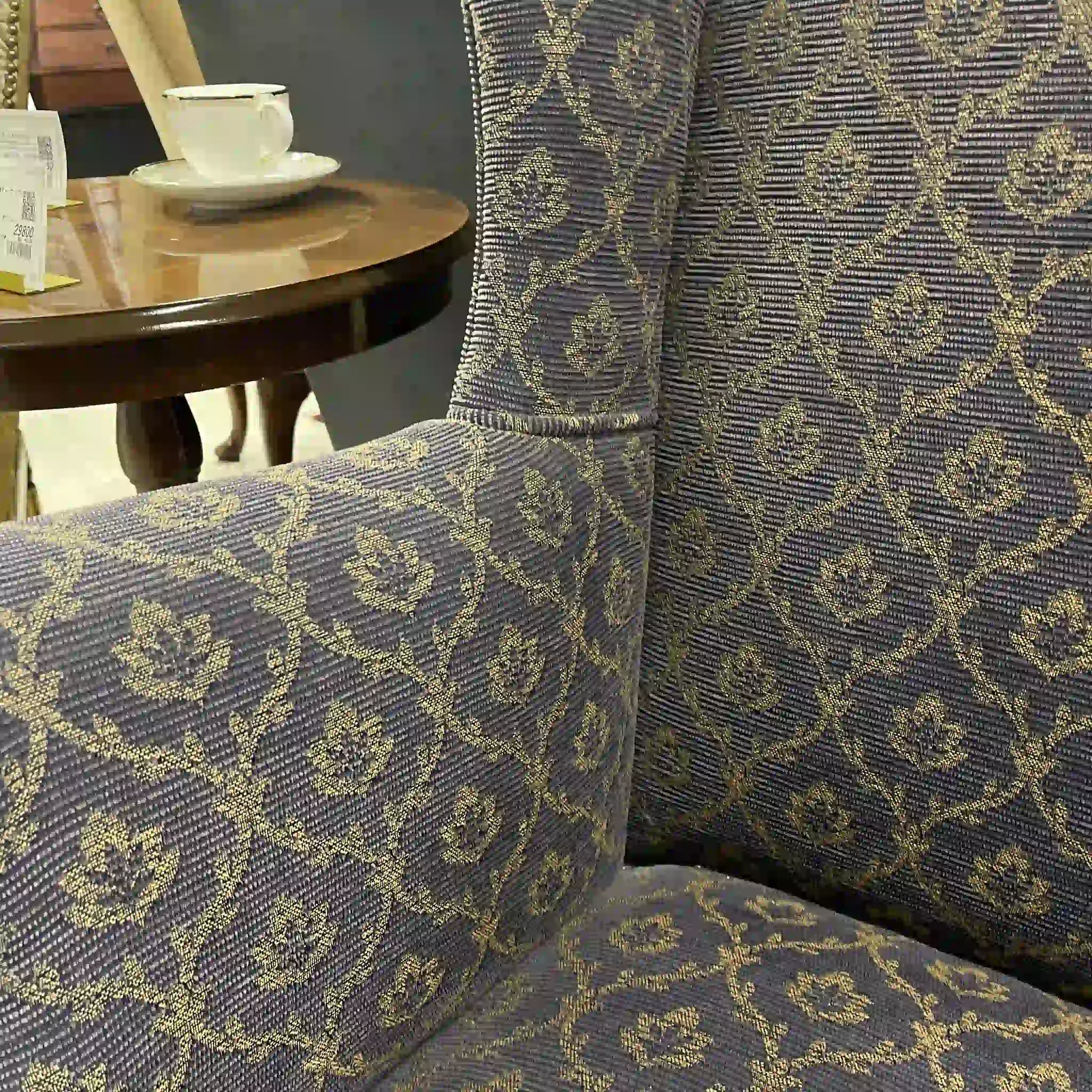 【アンティーク】 ハイバックウィングソファ / ジャコビアン様式 / 20世紀中頃 / ビーチ材 / イギリス / イギリス直輸入, ダマスク柄