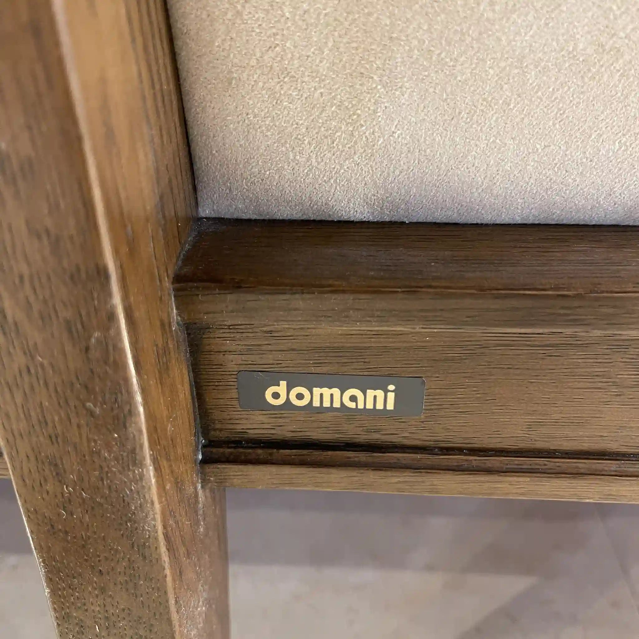 【リユース】 二人掛けソファ / カリモク家具 / ドマーニ(domani)/クイーンズ・ライフ / 1990年代(推定) / ナラ材 / 日本