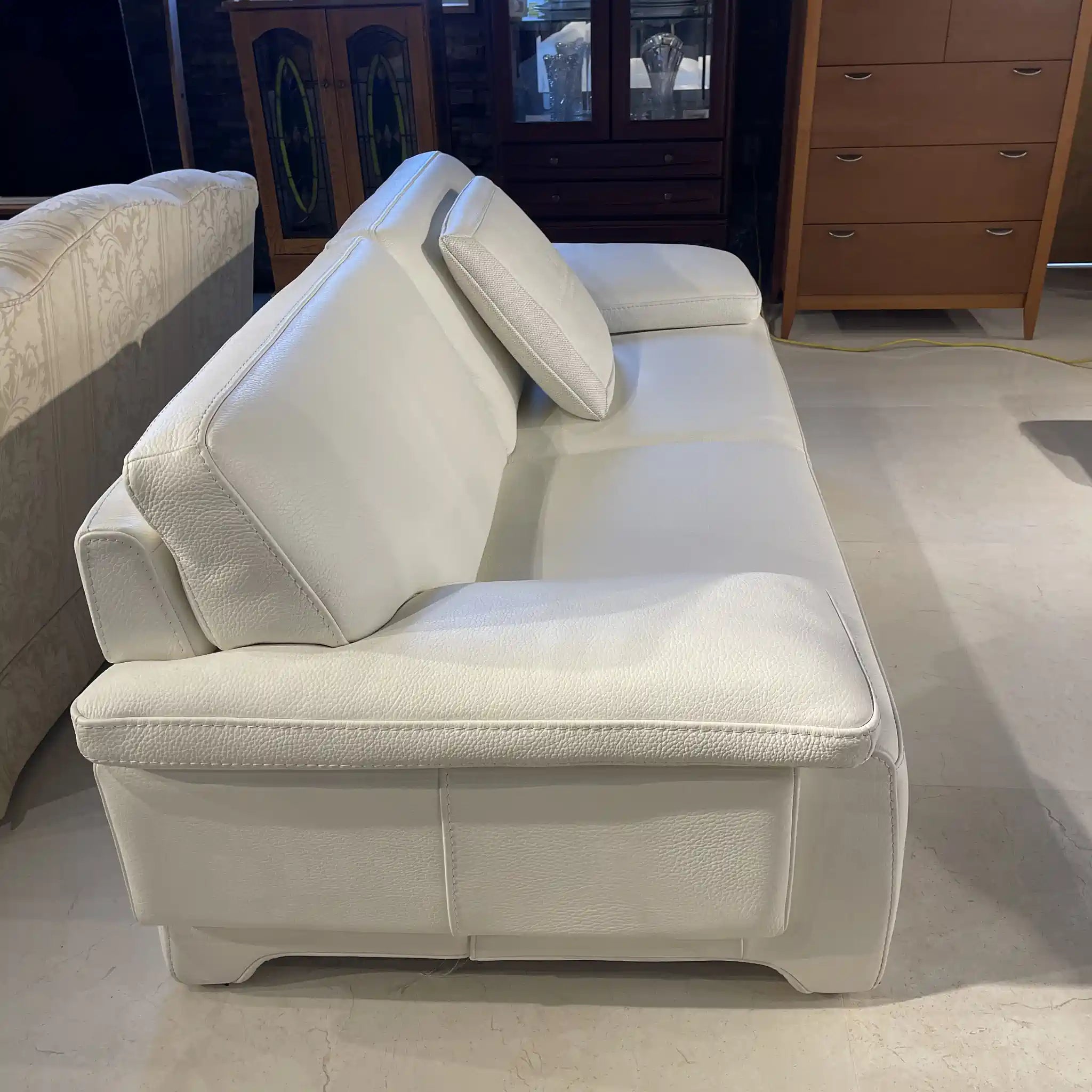 【リユース】 レザーソファ / KELVIN GIORMANI(ケルビン ジョルマーニ) / 本革 / ヨーロッパ