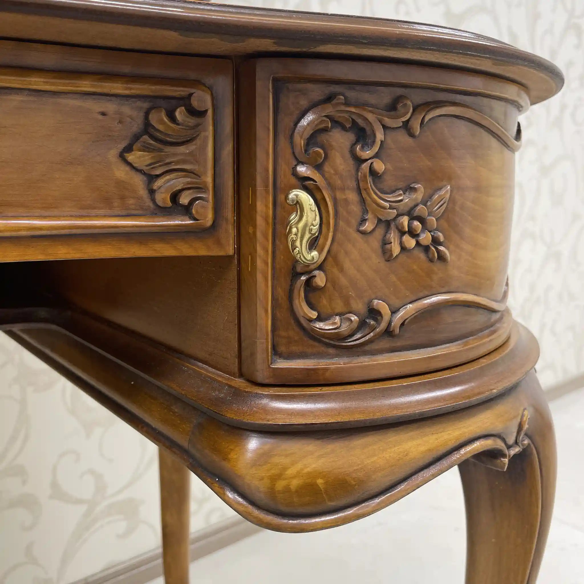 【リユース】 ドレッサー