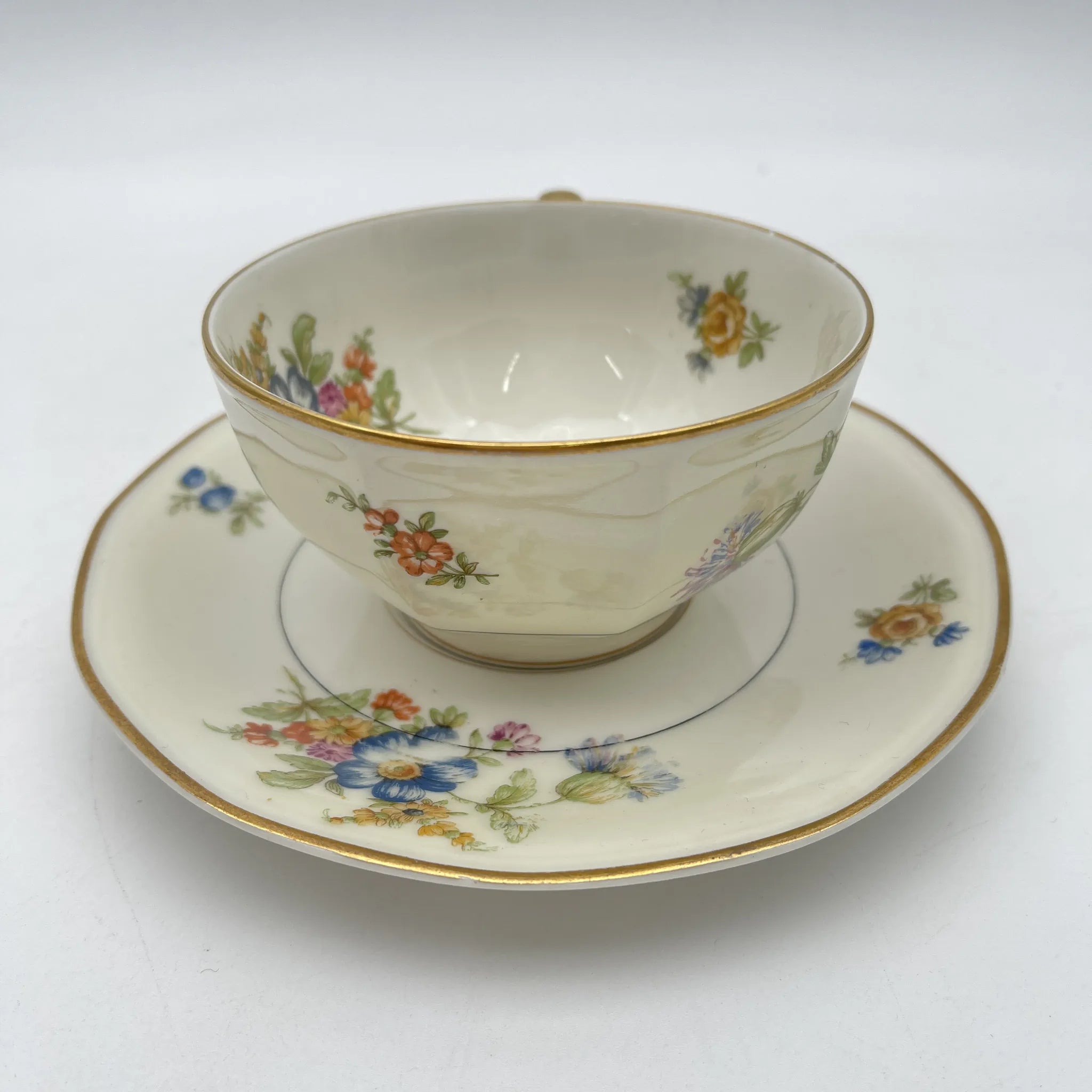 【古董】茶杯&茶托2p / Theodore Haviland(西奥多阿比兰)/ Nosegay /估计20c早中期/瓷器/法国/花束,金色