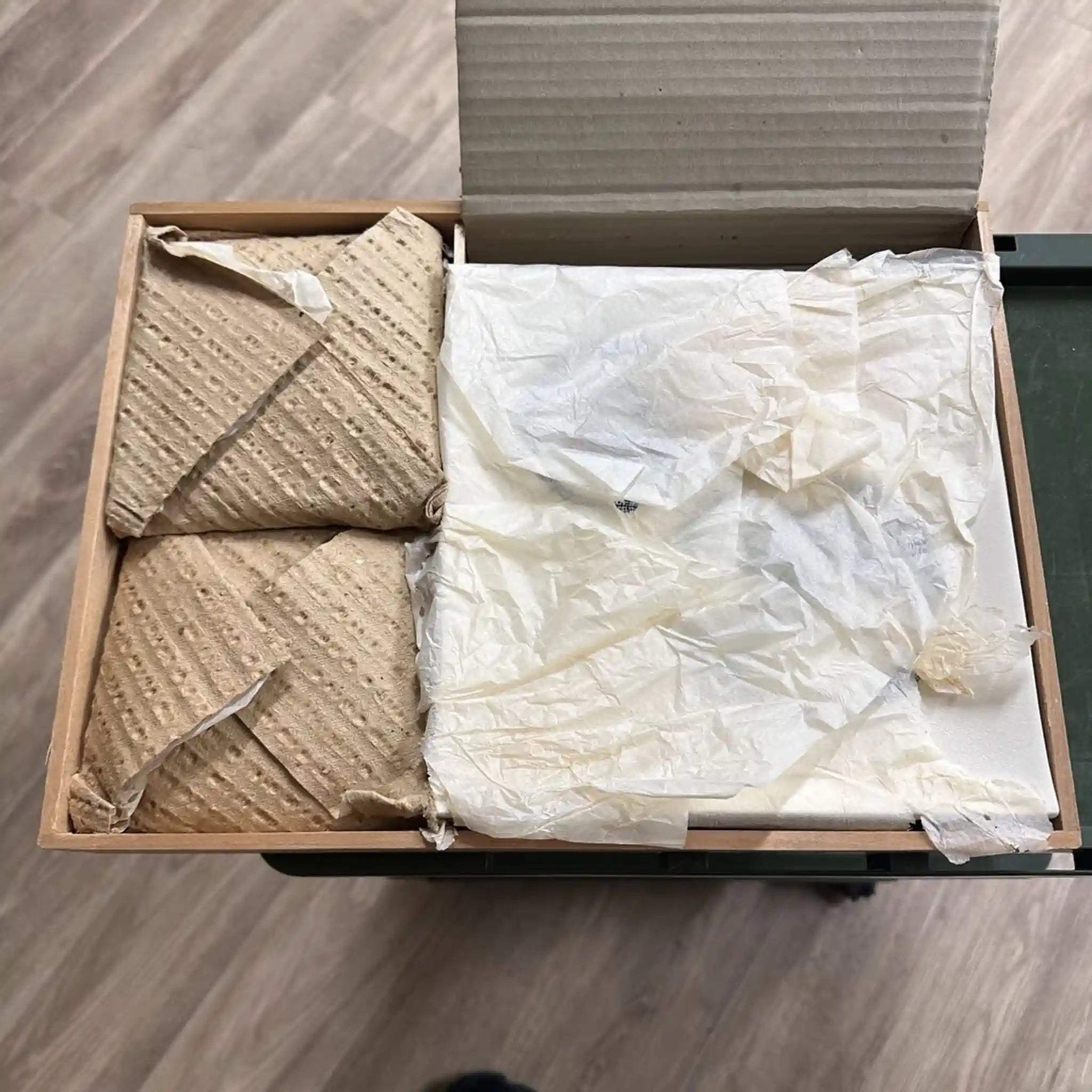 【リユース】 果物 / 彩堂造 / 赤津焼 / 日本 / 箱付き