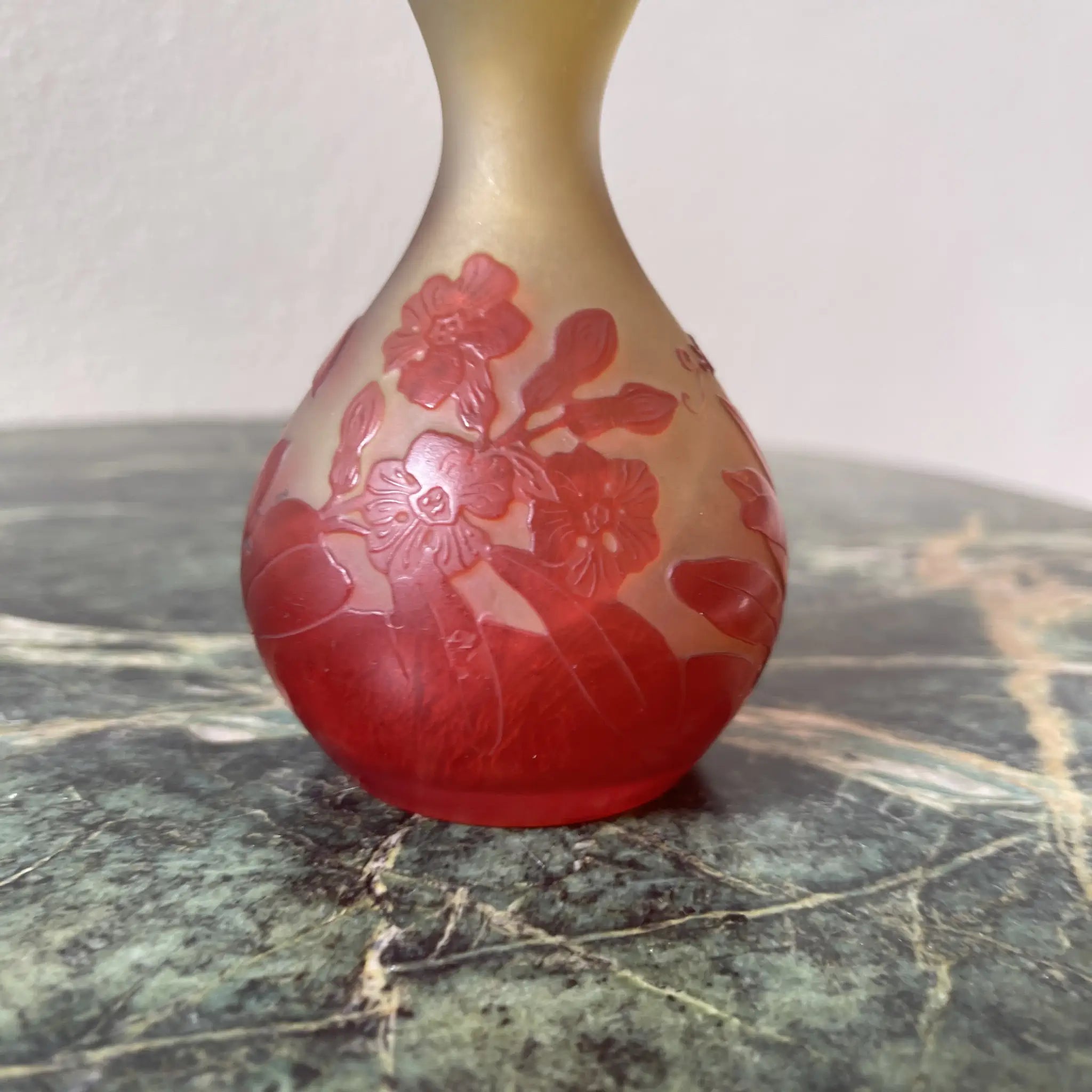 【古董】圆底玻璃花瓶/ galle工房/渐变装饰,浮雕雕刻技法,植物学图案