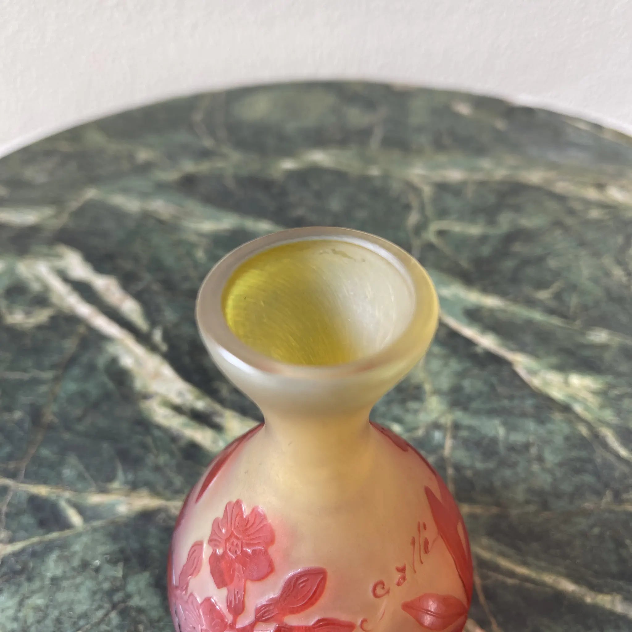 【古董】圆底玻璃花瓶/ galle工房/渐变装饰,浮雕雕刻技法,植物学图案