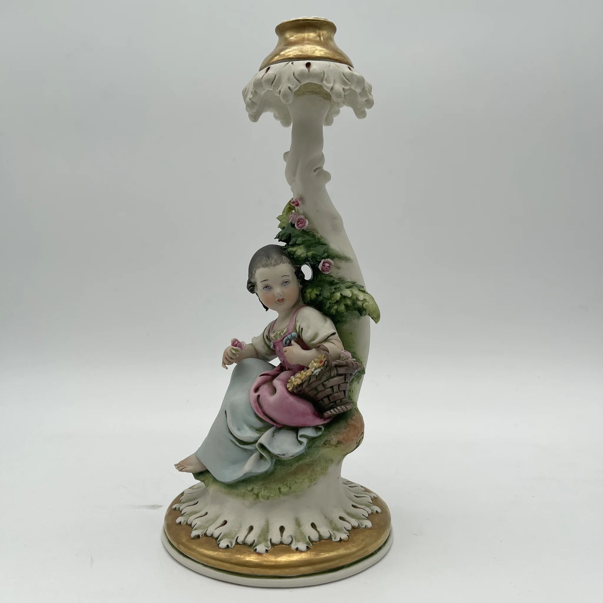 【アンティーク】 ろうそく立て / 1950-1970年代(推定) / 磁器 / イタリア / アカンサス台座