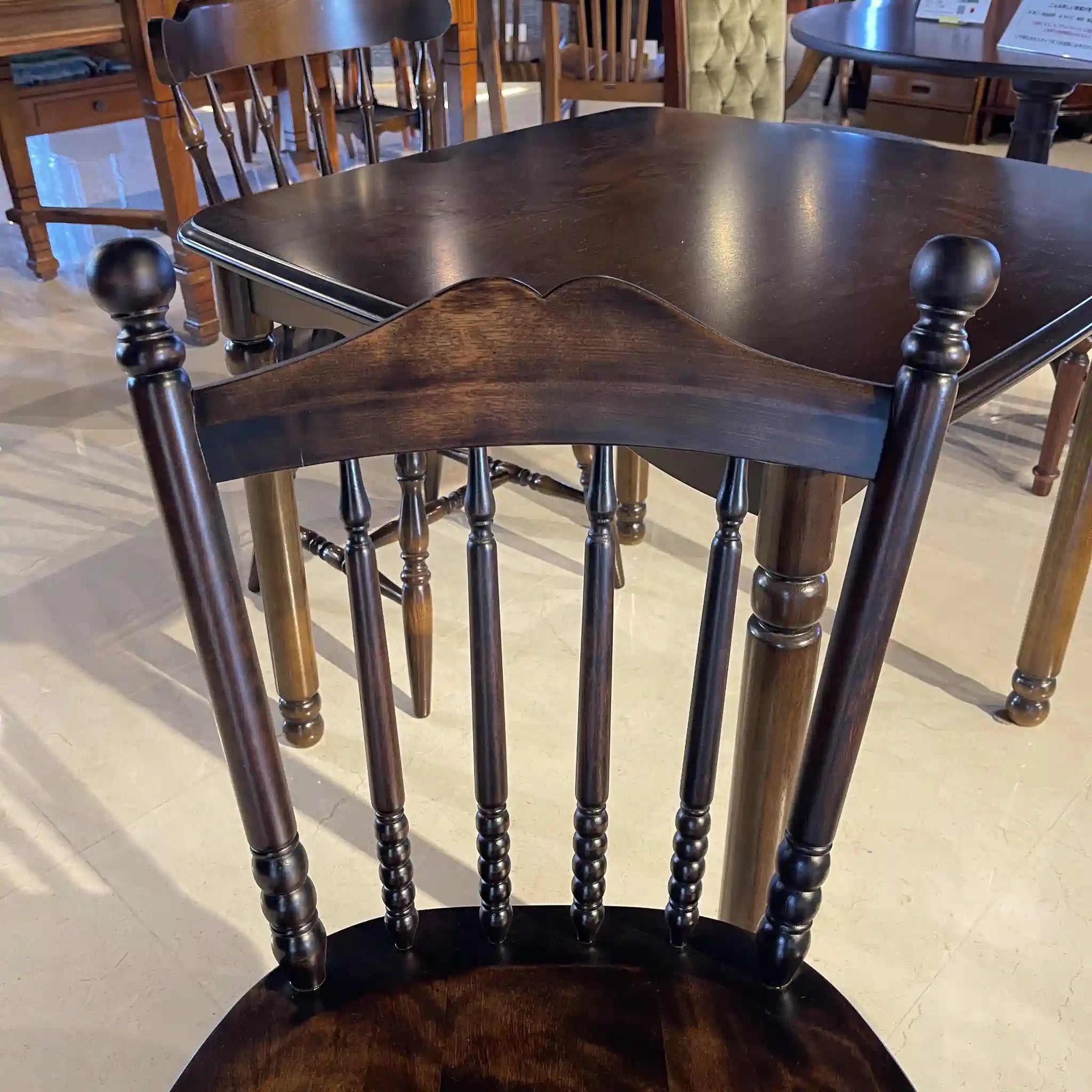 【リユース】 ウィンザーチェア / 北海道民芸家具 / カバ材 / 日本 / 樺材無垢,多層塗り仕上げ,座繰り加工