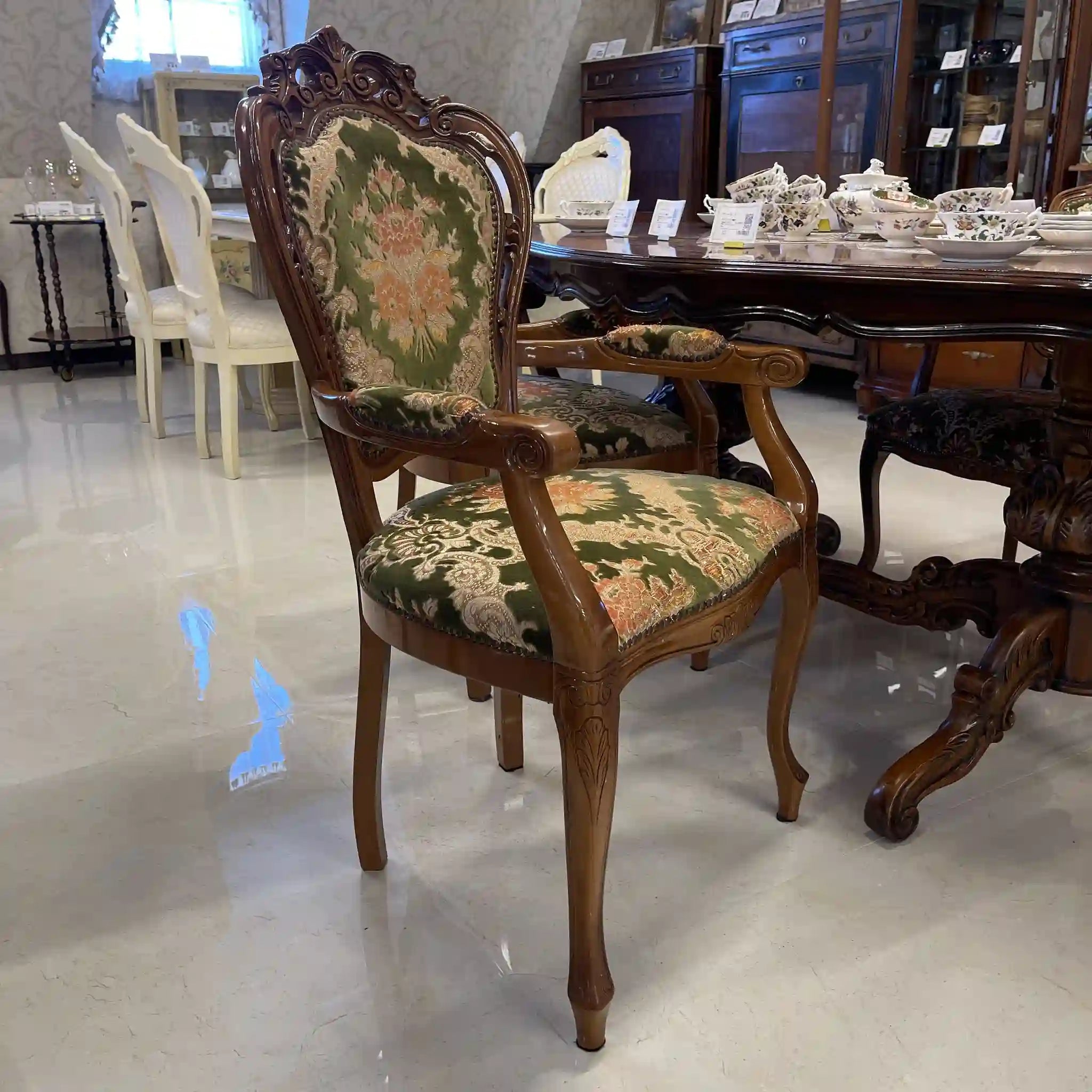 【リユース】 アンティーク調アームチェア / イタリア / 金華山織り