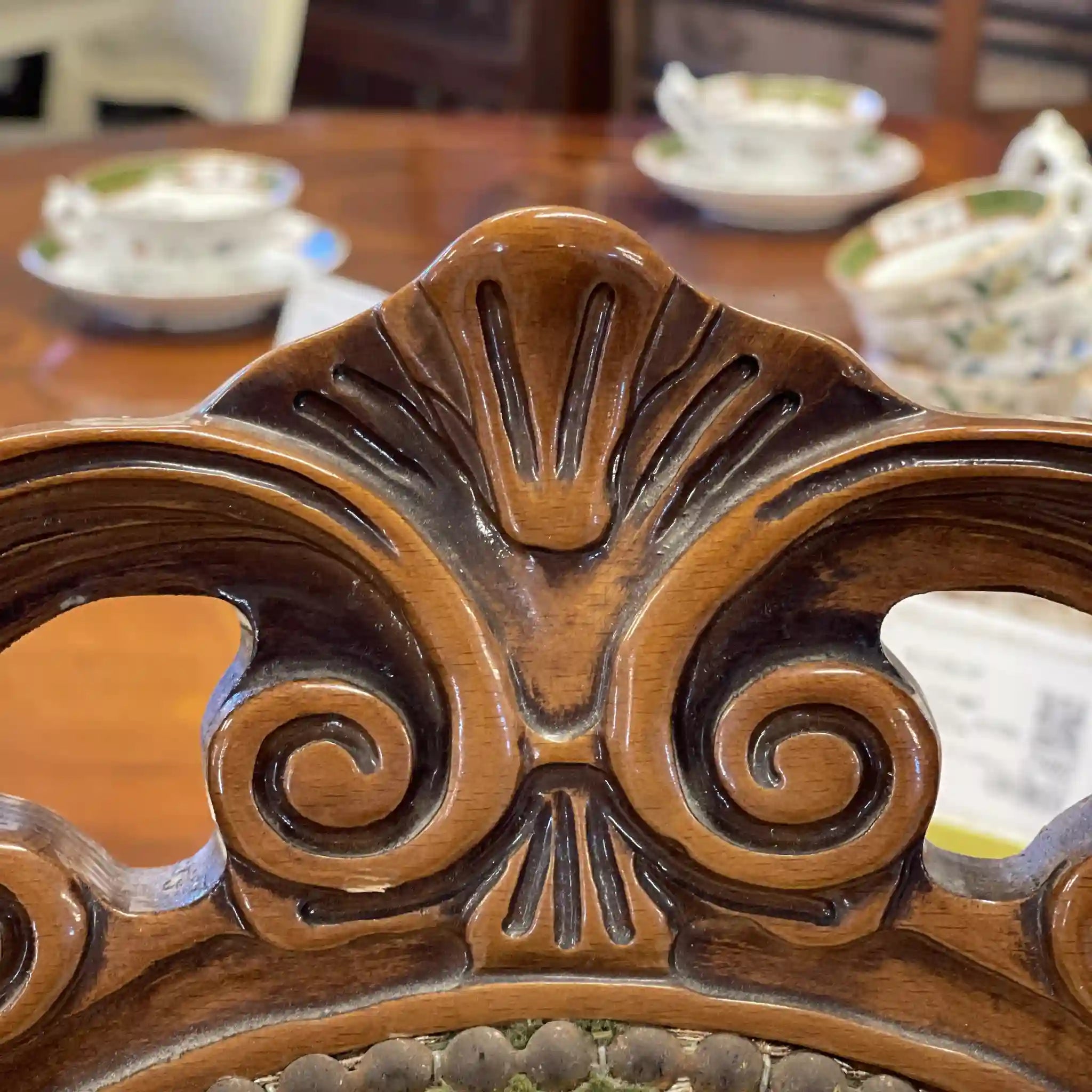 【リユース】 アンティーク調アームチェア / イタリア / 金華山織り