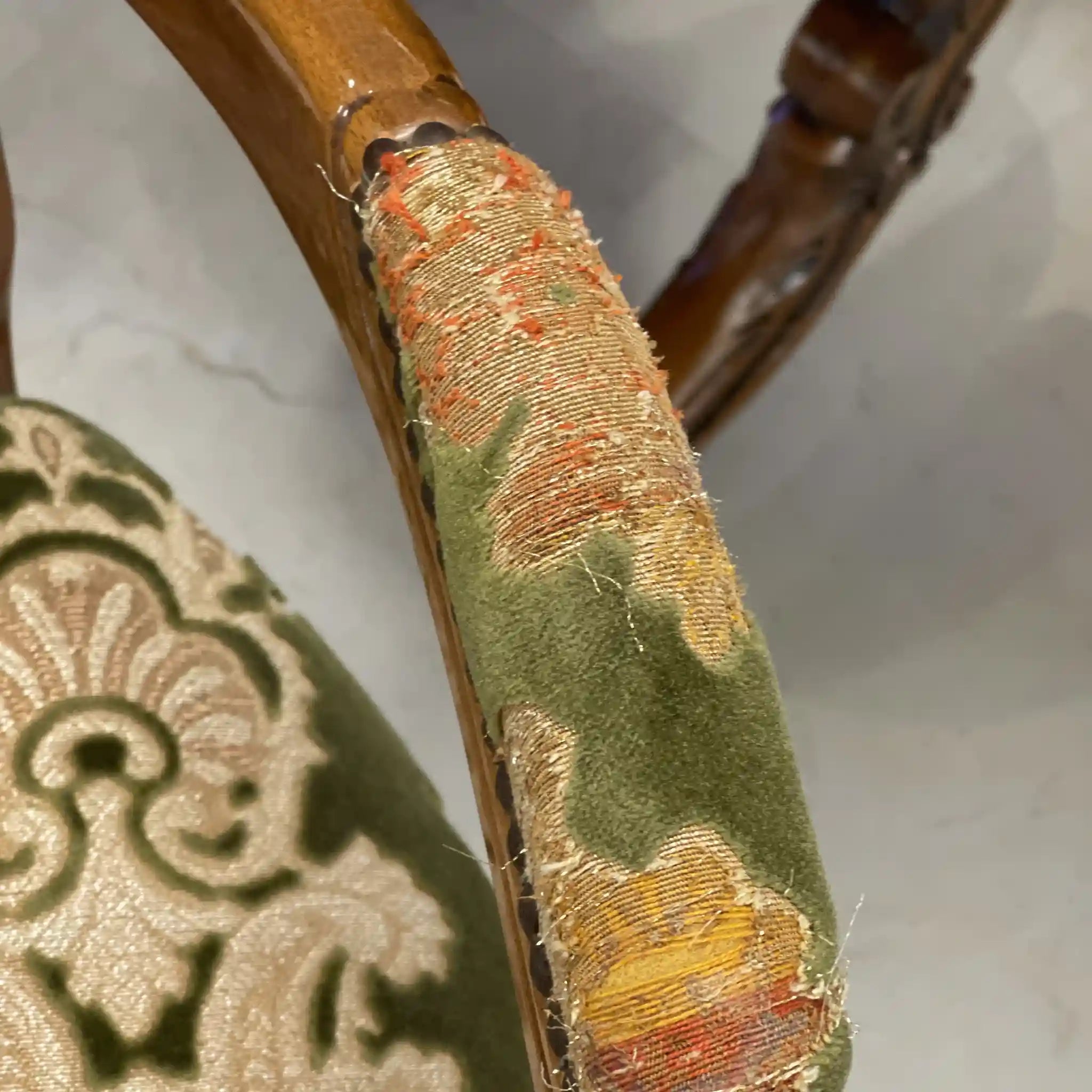 【リユース】 アンティーク調アームチェア / イタリア / 金華山織り