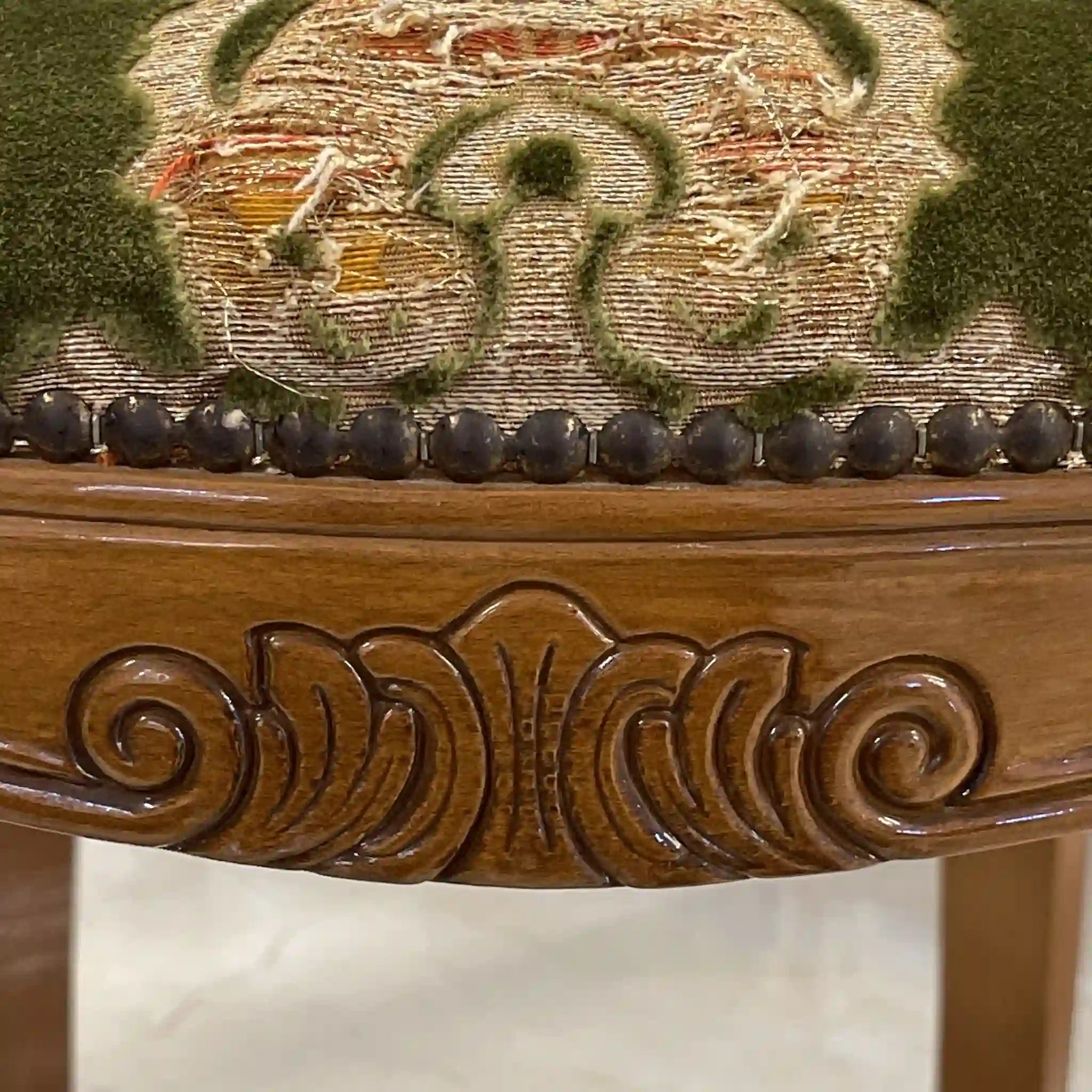 【リユース】 アンティーク調アームチェア / イタリア / 金華山織り