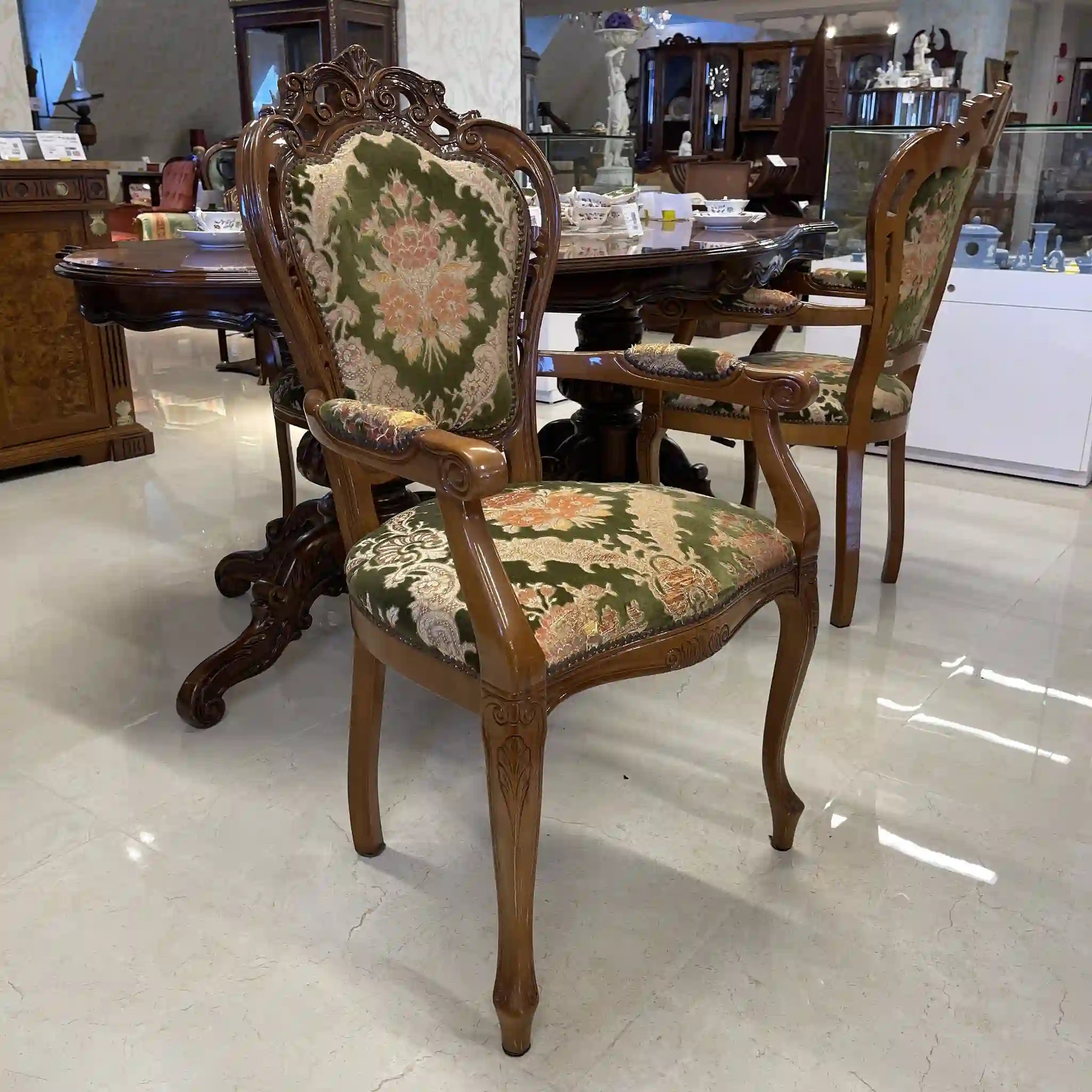 【リユース】 アンティーク調アームチェア / イタリア / 金華山織り