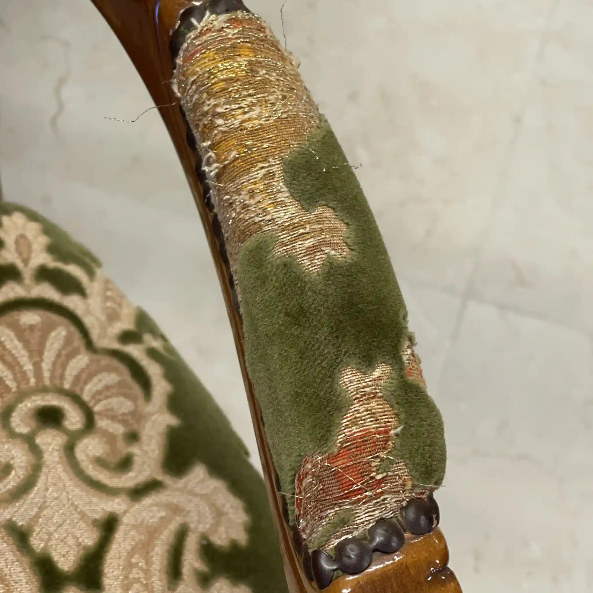 【リユース】 アンティーク調アームチェア / イタリア / 金華山織り