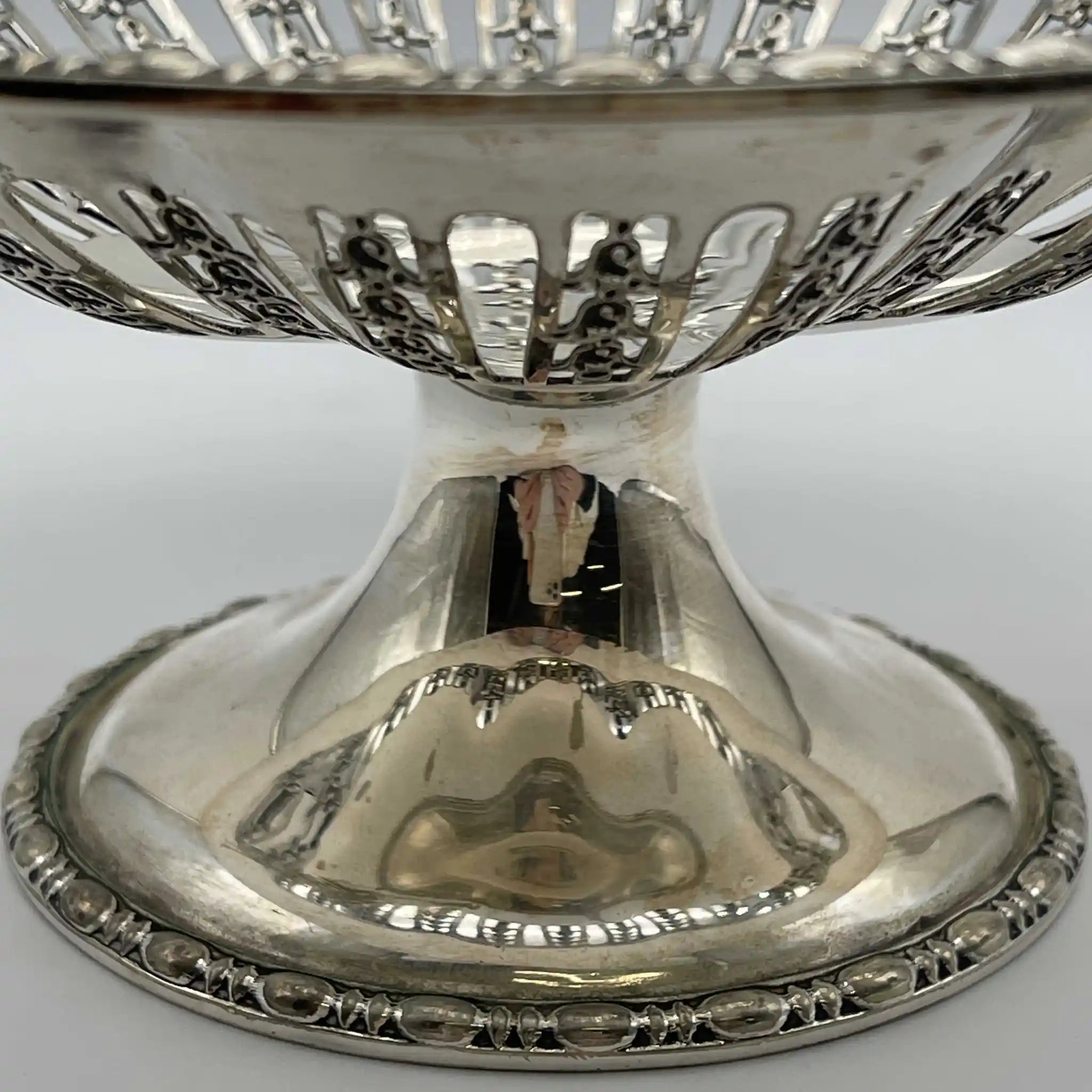 【复古】饯/ mappin&webb (mappin&webb) / 1910-1920年代(估计)/银板(镀银)/英国/镂空,边缘装饰,带脚