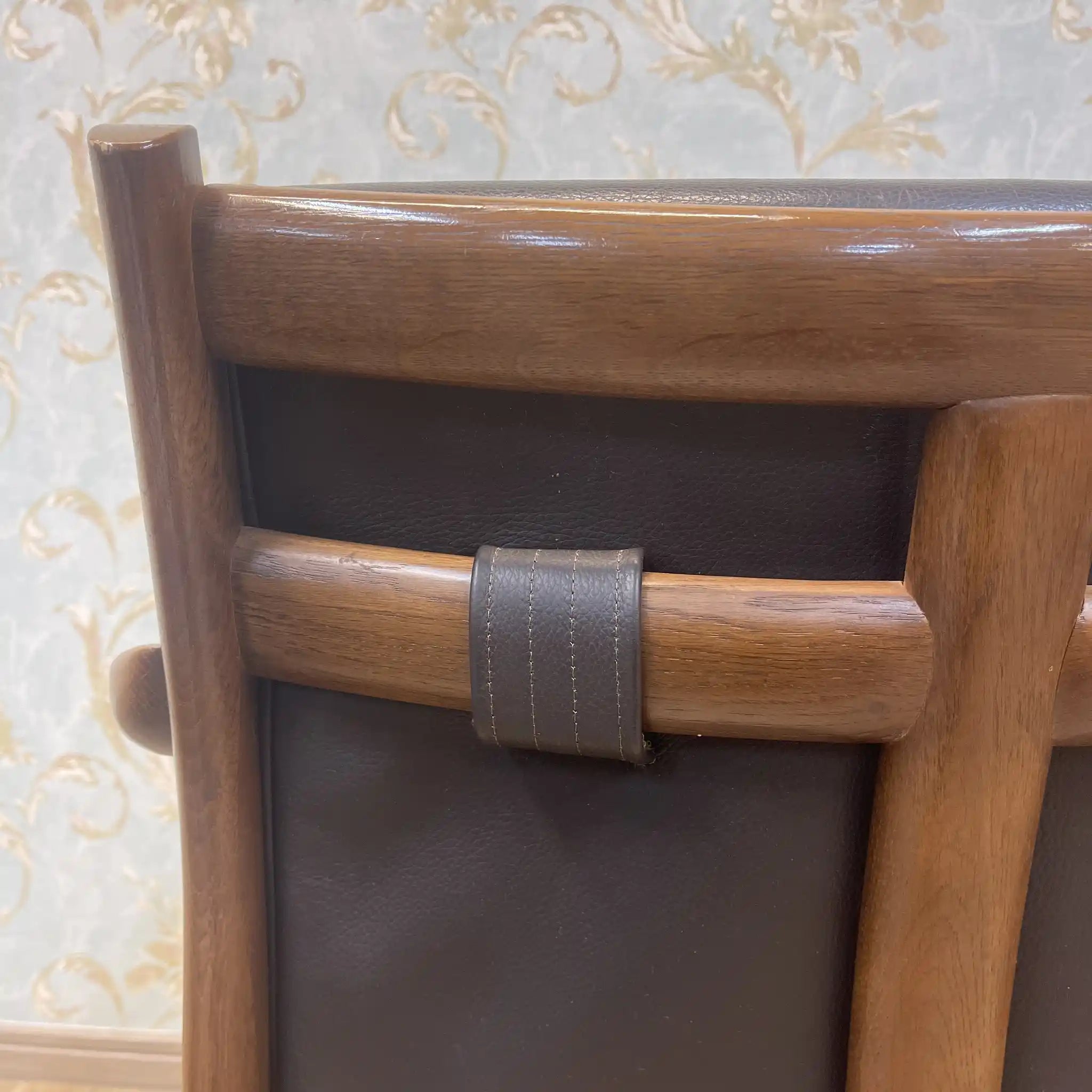 【リユース】 ダイニングセット / 日進木工 / PARAS / 1960年代以降 / オーク / 日本 / 曲木技術,シームレスデザイン,本革仕様