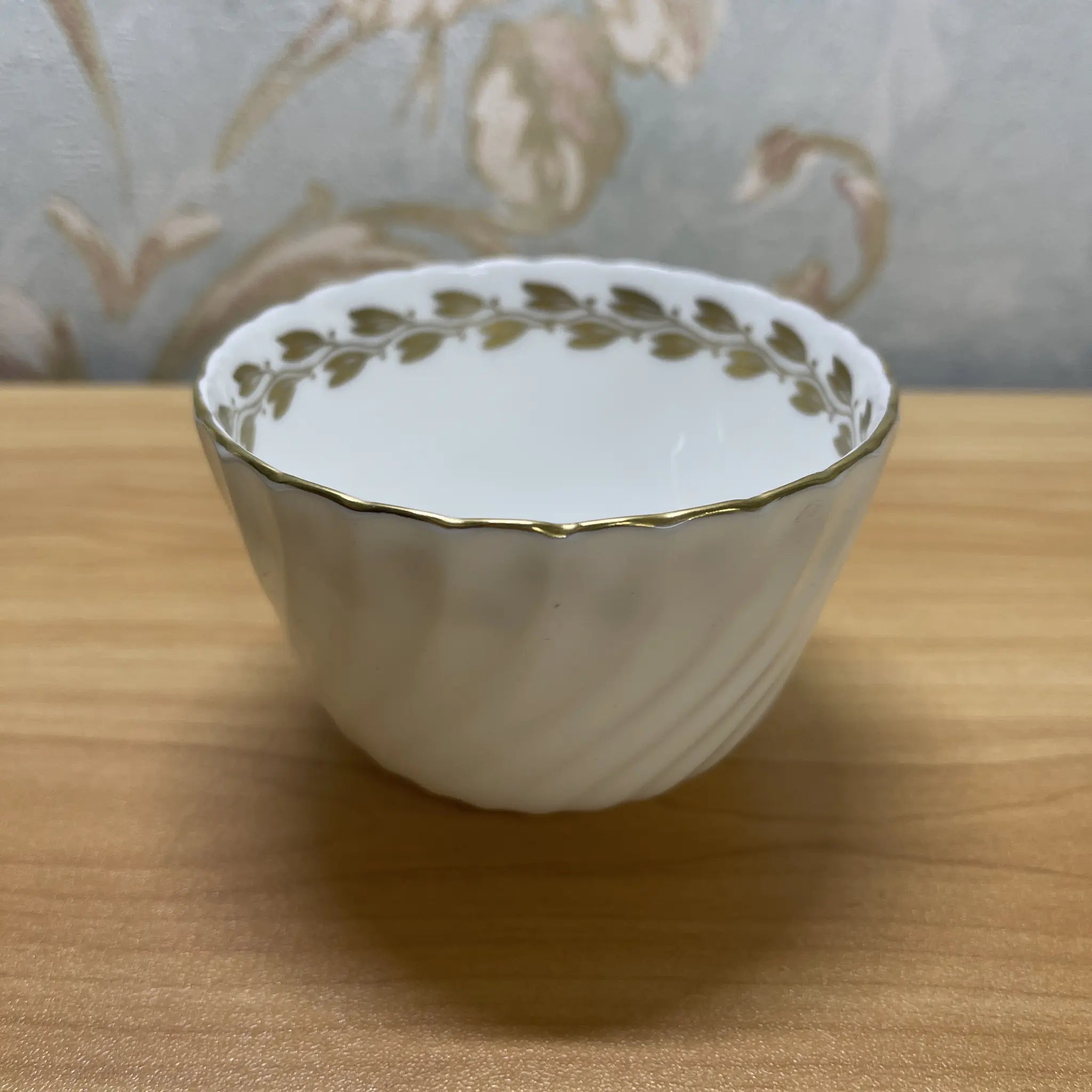 【古董】三重奏(c&s +甜点盘)+茶托,甜点盘