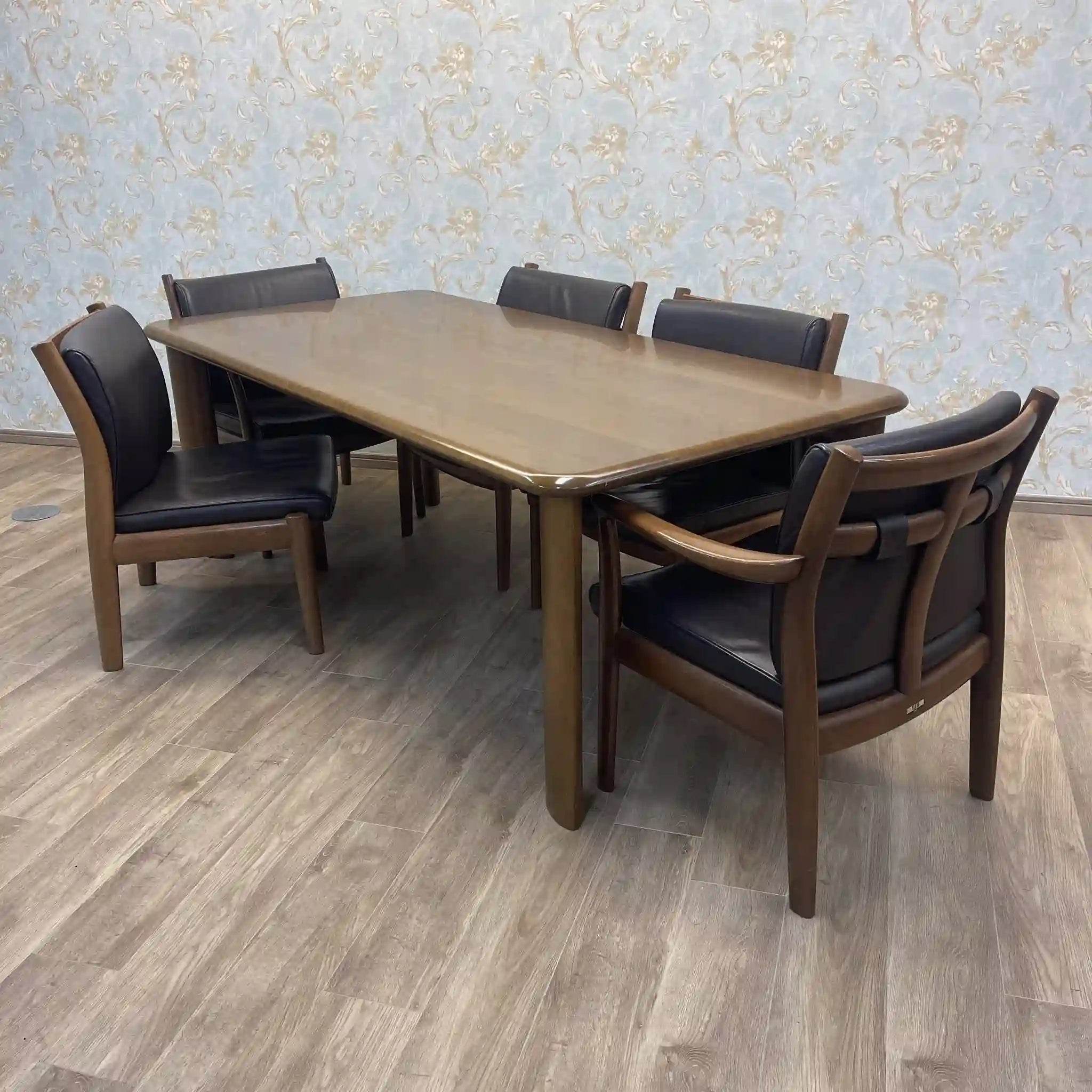 【リユース】 ダイニングセット / 日進木工 / PARAS / 1960年代以降 / オーク / 日本 / 曲木技術,シームレスデザイン,本革仕様