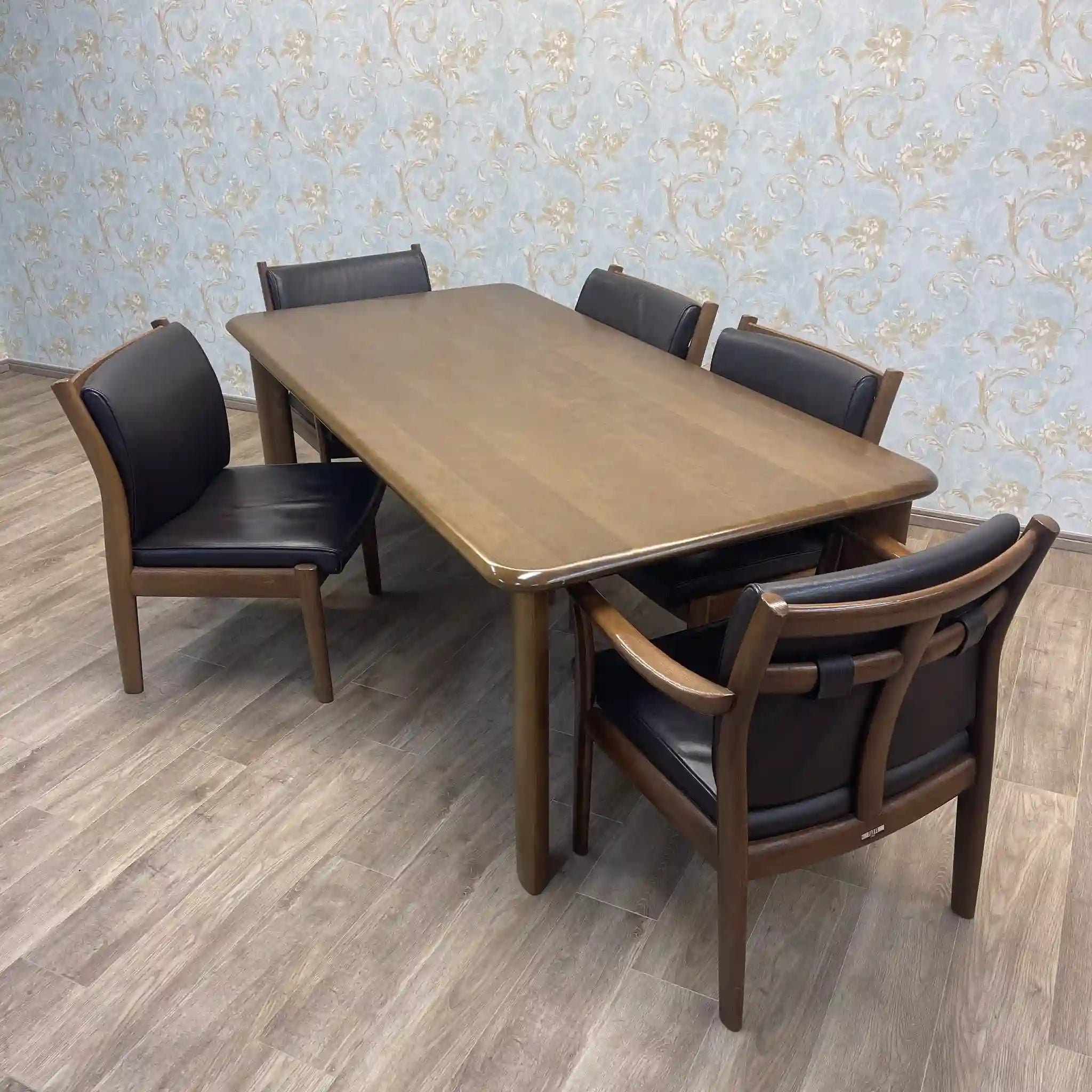 【リユース】 ダイニングセット / 日進木工 / PARAS / 1960年代以降 / オーク / 日本 / 曲木技術,シームレスデザイン,本革仕様