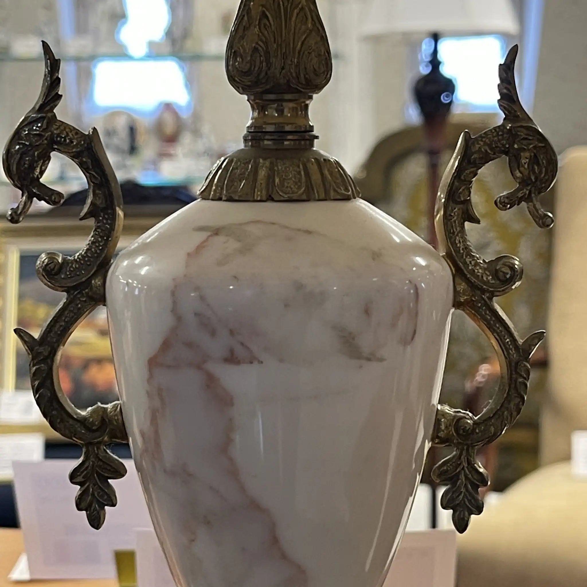 Antique table lamp set of two, estimated to be from the late 20th century, marble and brass, from England