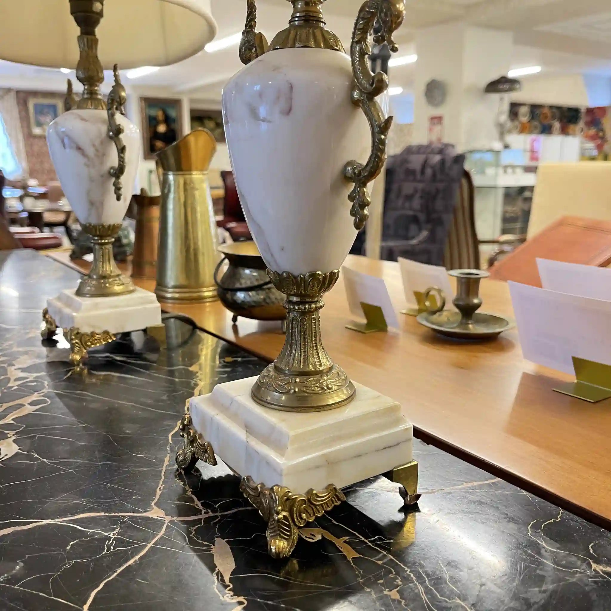 Antique table lamp set of two, estimated to be from the late 20th century, marble and brass, from England