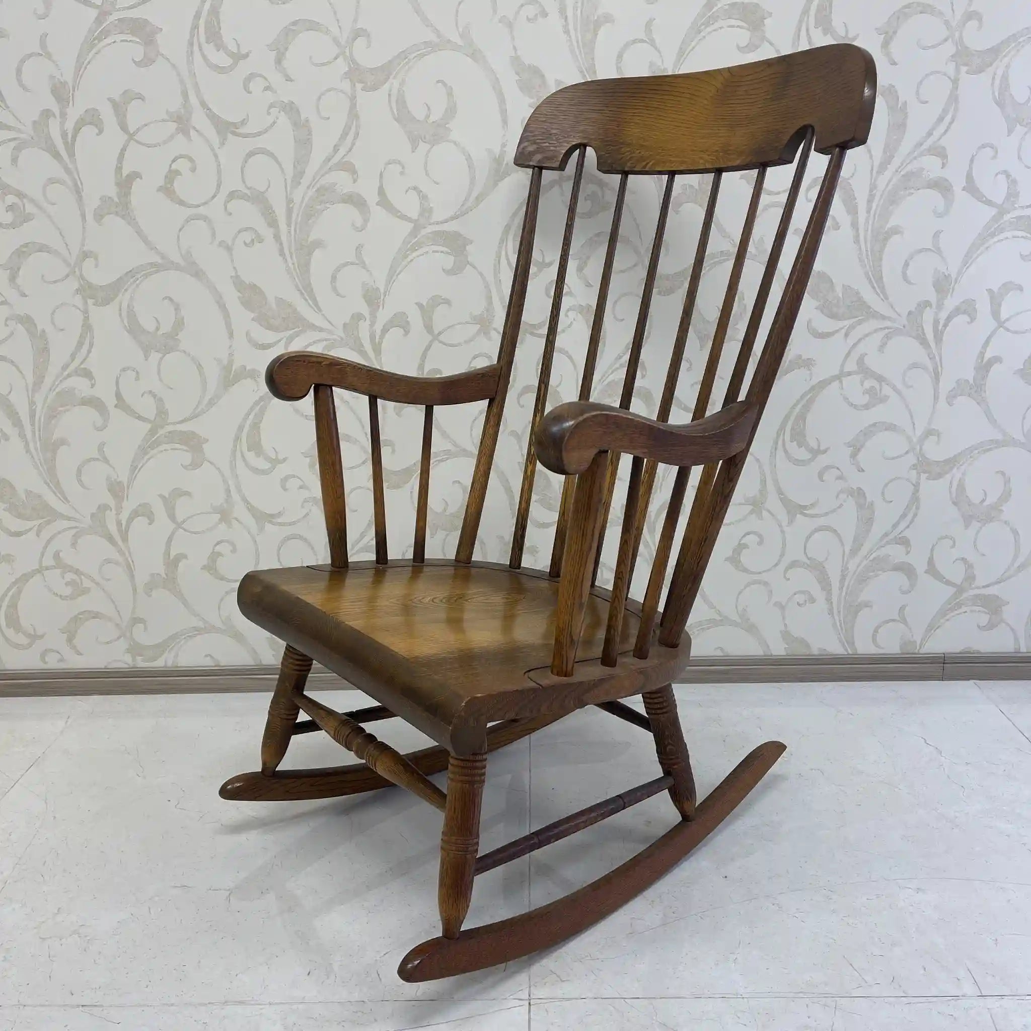 【リユース】 ロッキングチェア / 飛騨産業 / キツツキ / 日本 / 座繰り加工,ボウバック