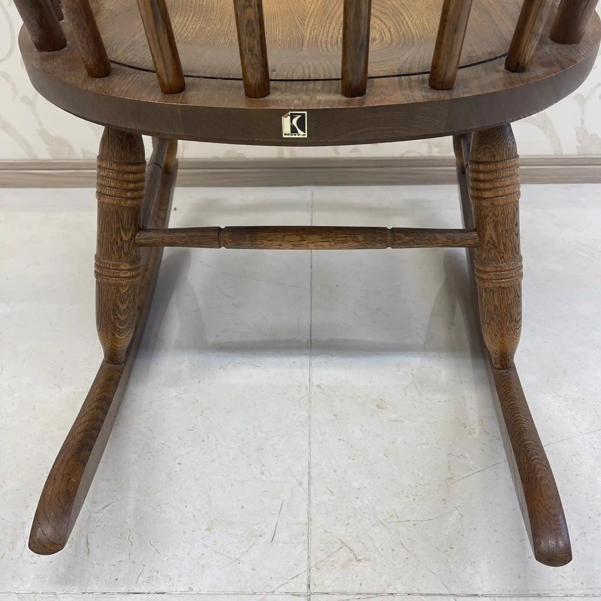 【リユース】 ロッキングチェア / 飛騨産業 / キツツキ / 日本 / 座繰り加工,ボウバック