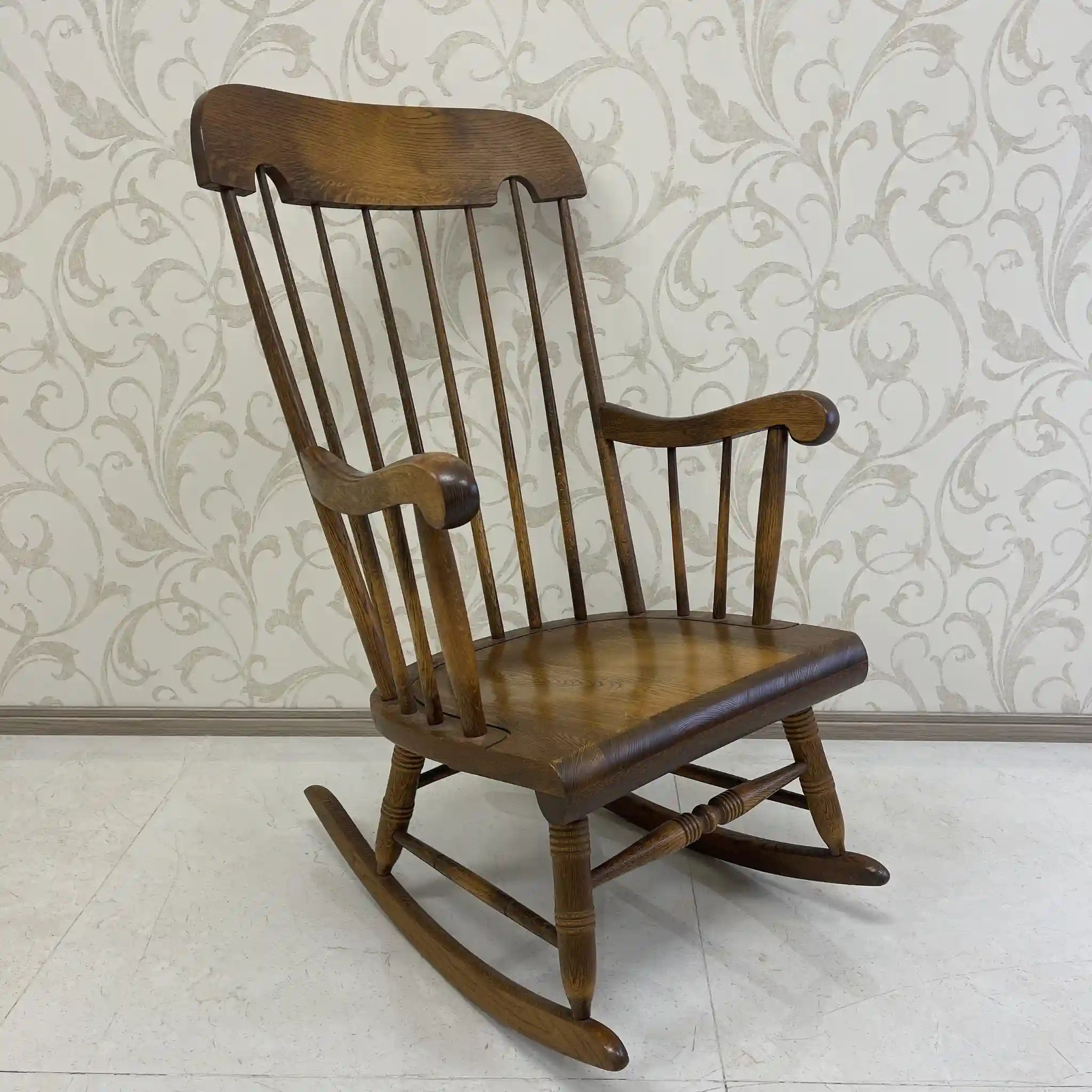 【リユース】 ロッキングチェア / 飛騨産業 / キツツキ / 日本 / 座繰り加工,ボウバック