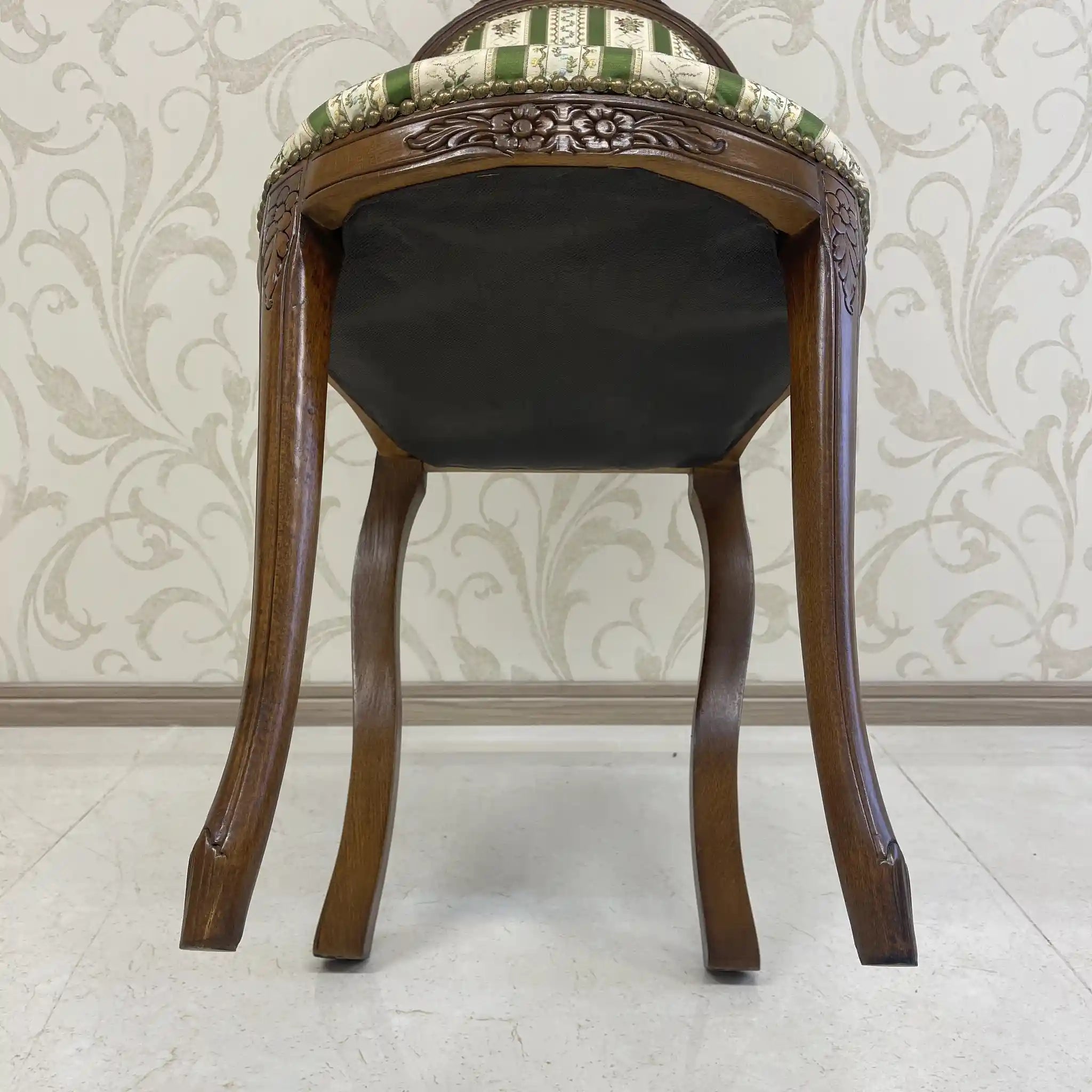 【アンティーク】 ダイニングチェア / ロココ様式(ルイ15世様式) / カブリオールレッグ,ロカイユレリーフ,ジャガード織座面