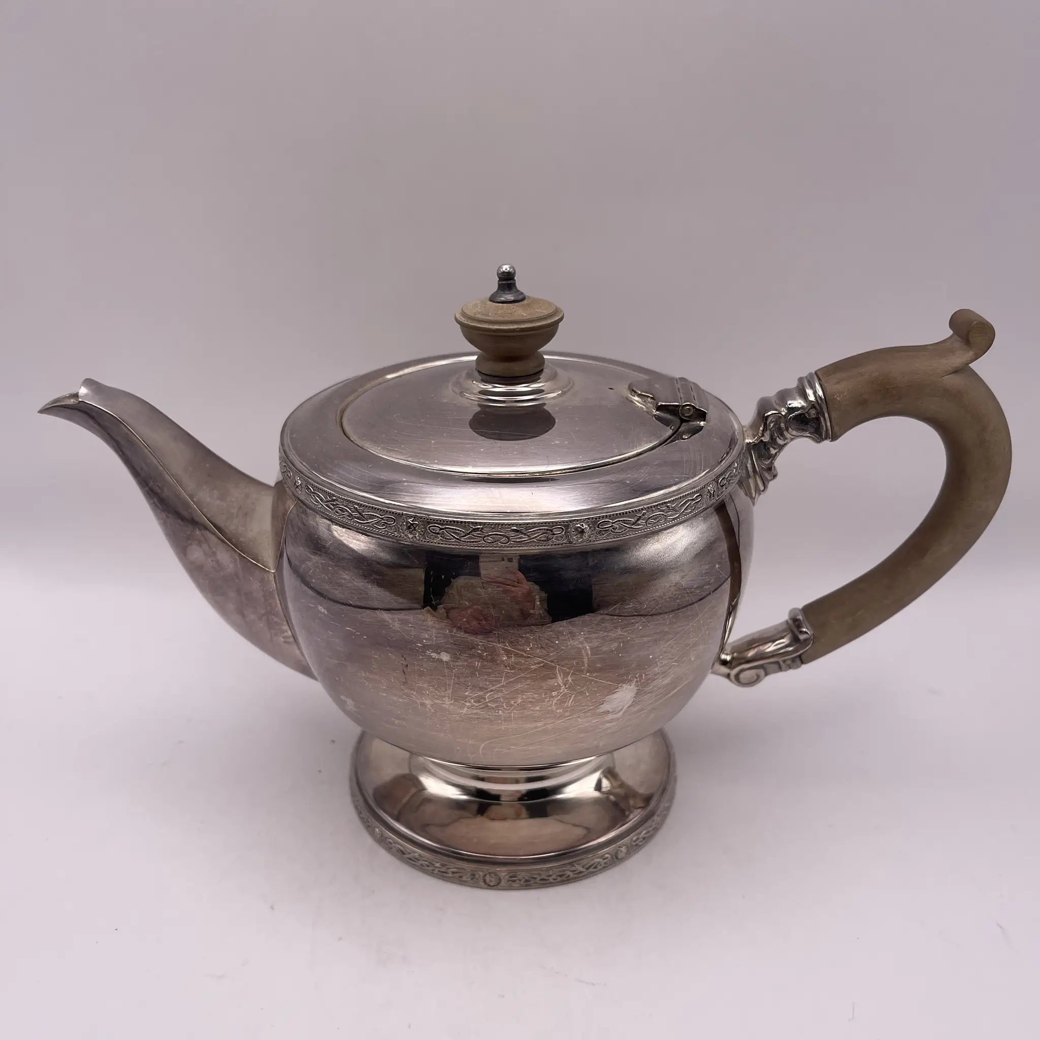 【アンティーク】 ポット / シェフィールド工房 / Frank Cobb & Co(フランク・コブ&カンパニー) / シルバープレート(銀メッキ) / イギリス / ベークライトハンドル,脚付き(フィート)デザイン